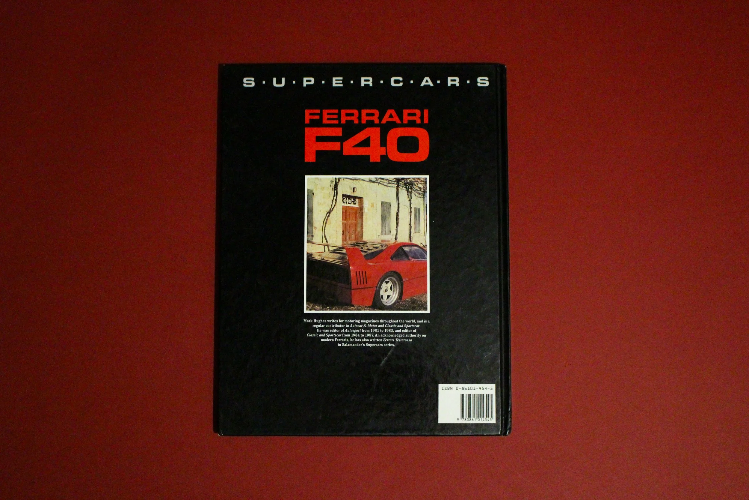 Ferrari F40 Book-2.jpg