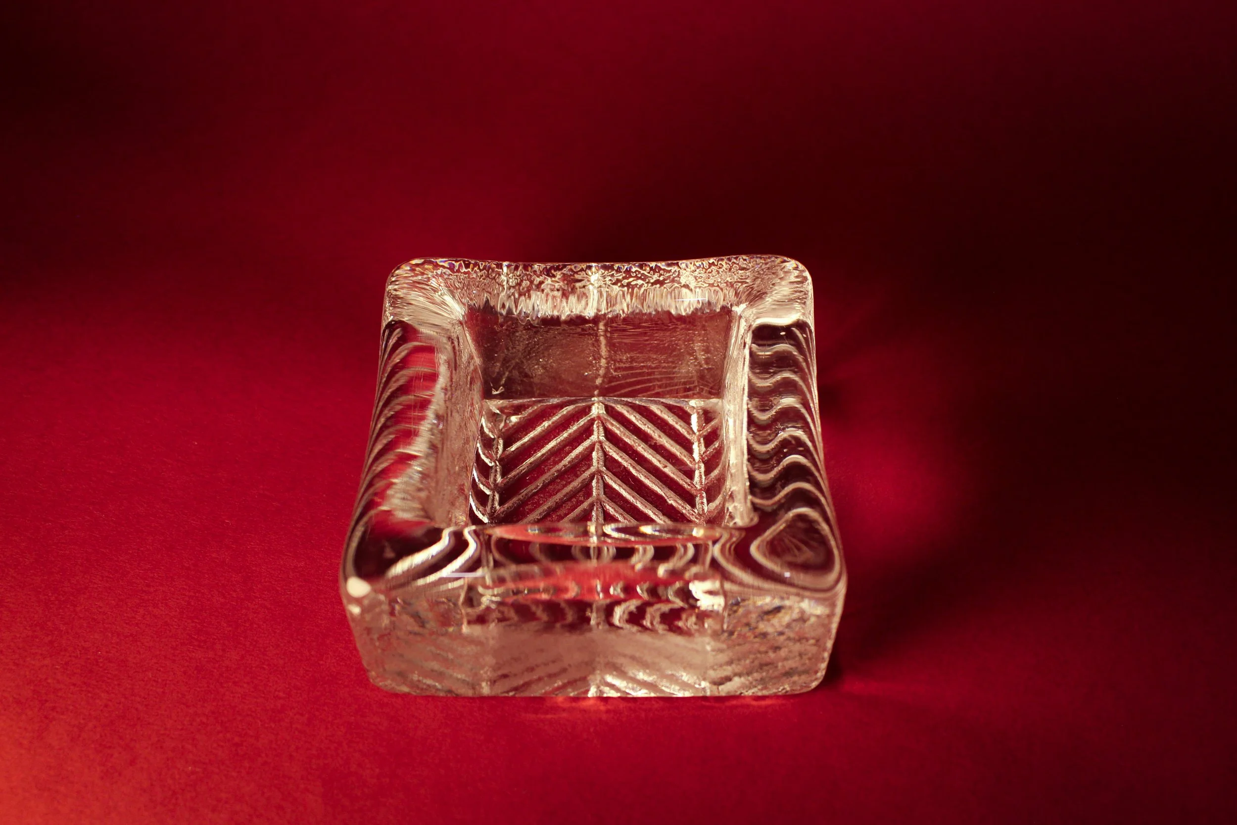Ashtray-1.jpg
