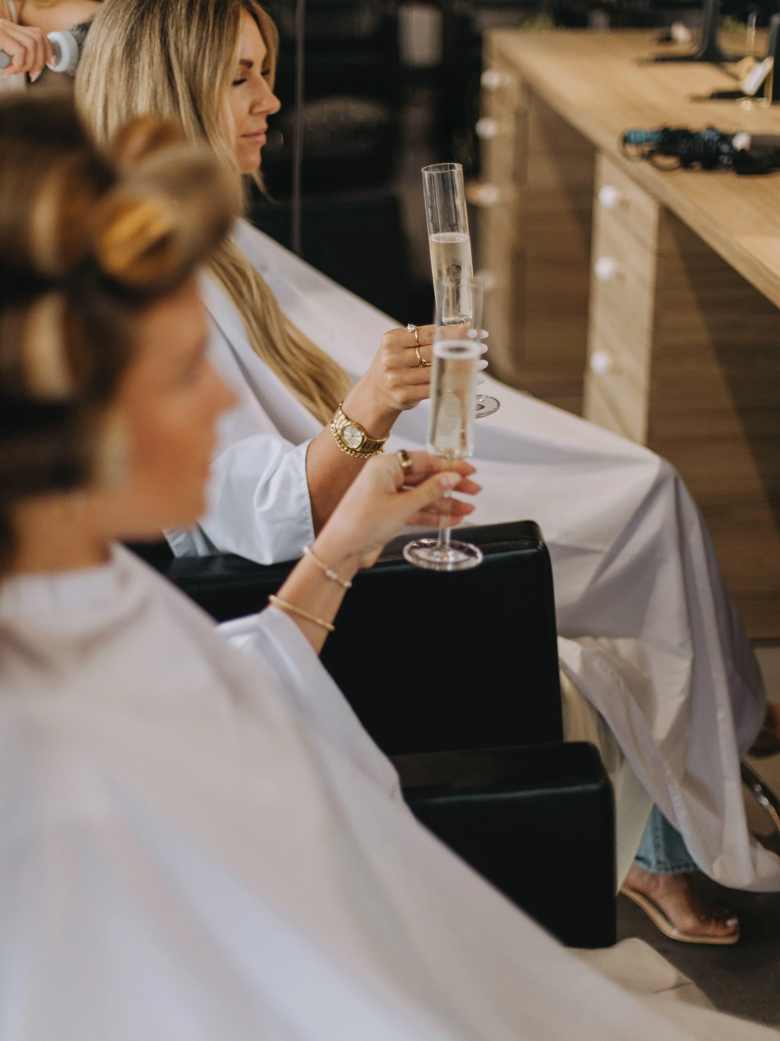 You had us at bubbles &amp; blowouts🥂

We&rsquo;re always dreaming up new ways to enhance your experience while you&rsquo;re visiting us&hellip; and Brandon has been hard at work creating an all new mimosa menu complete with mimosa flights that are 