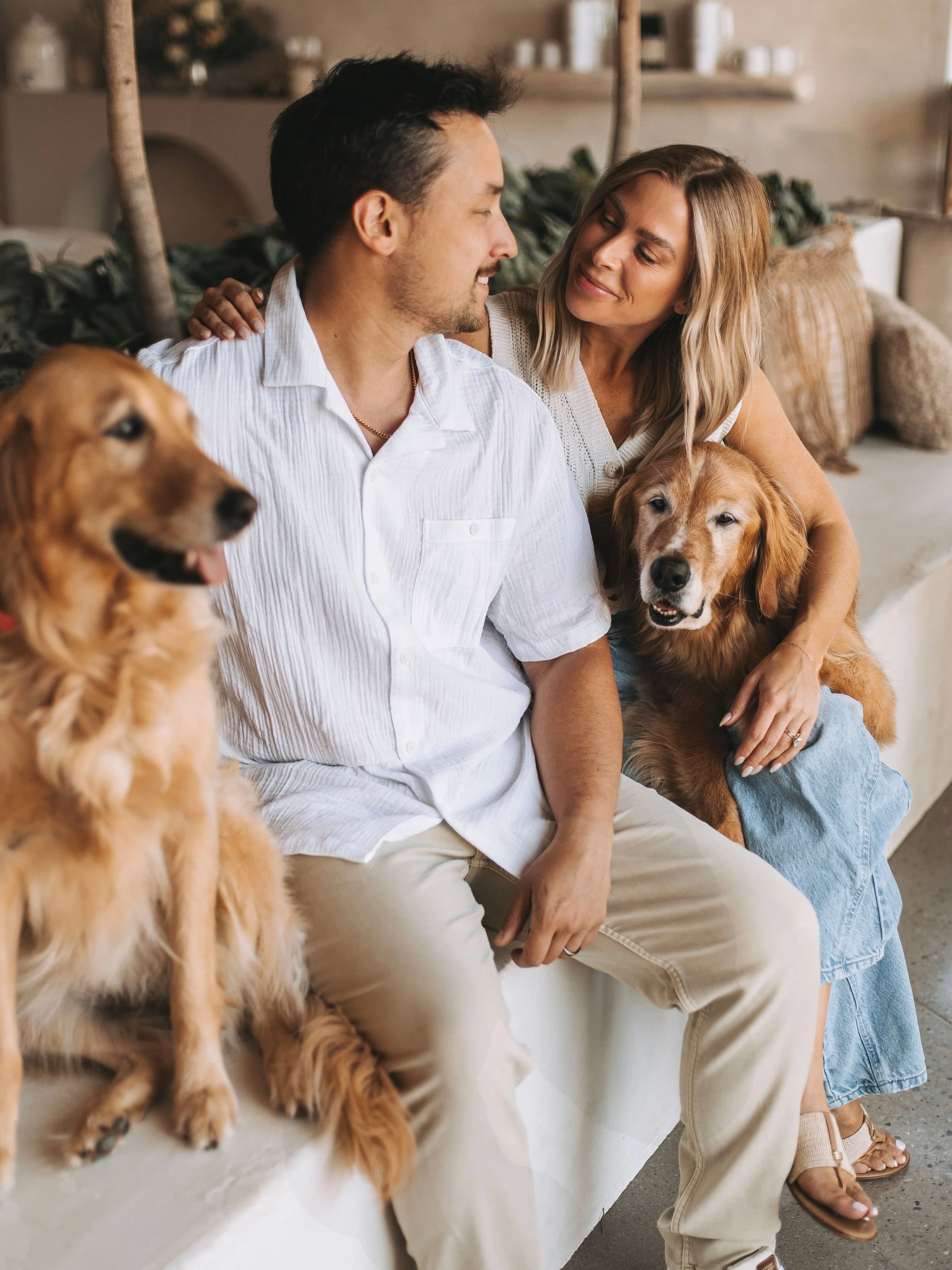 IT&rsquo;S BRANDONS BIRTHDAY!🥂
 
If you&rsquo;ve visited White Brick + Golden Hour lately, chances are you&rsquo;ve met Brandon and at this point, you know he&rsquo;s a pretty big part of what makes Golden Hour so special🤍

He&rsquo;s the brains be