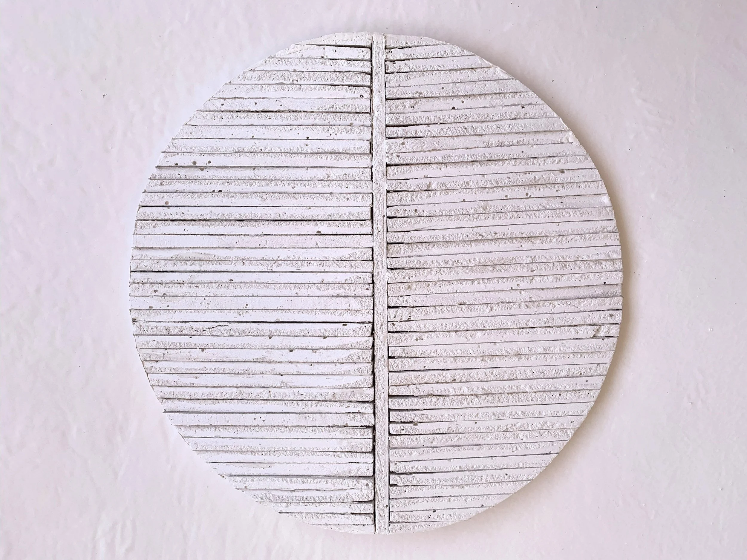 100 × 100 cm, 2024