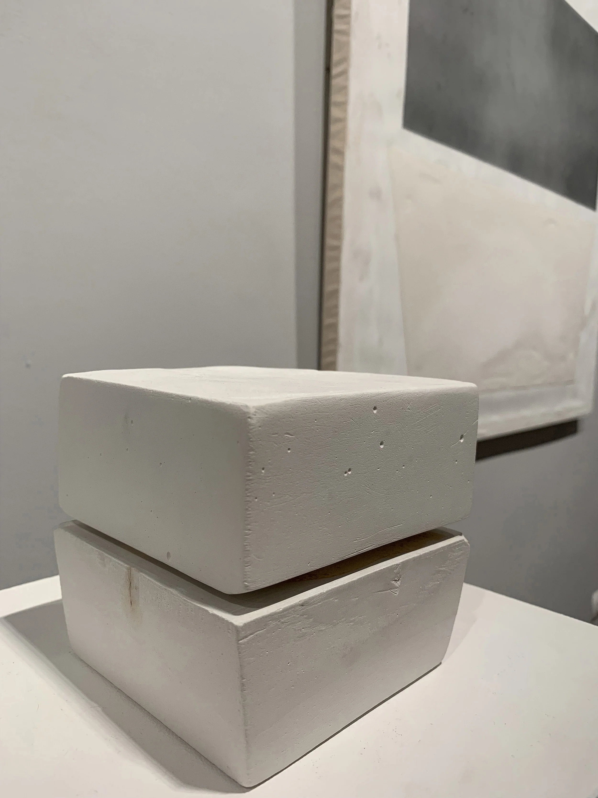100 × 100 cm, 2023