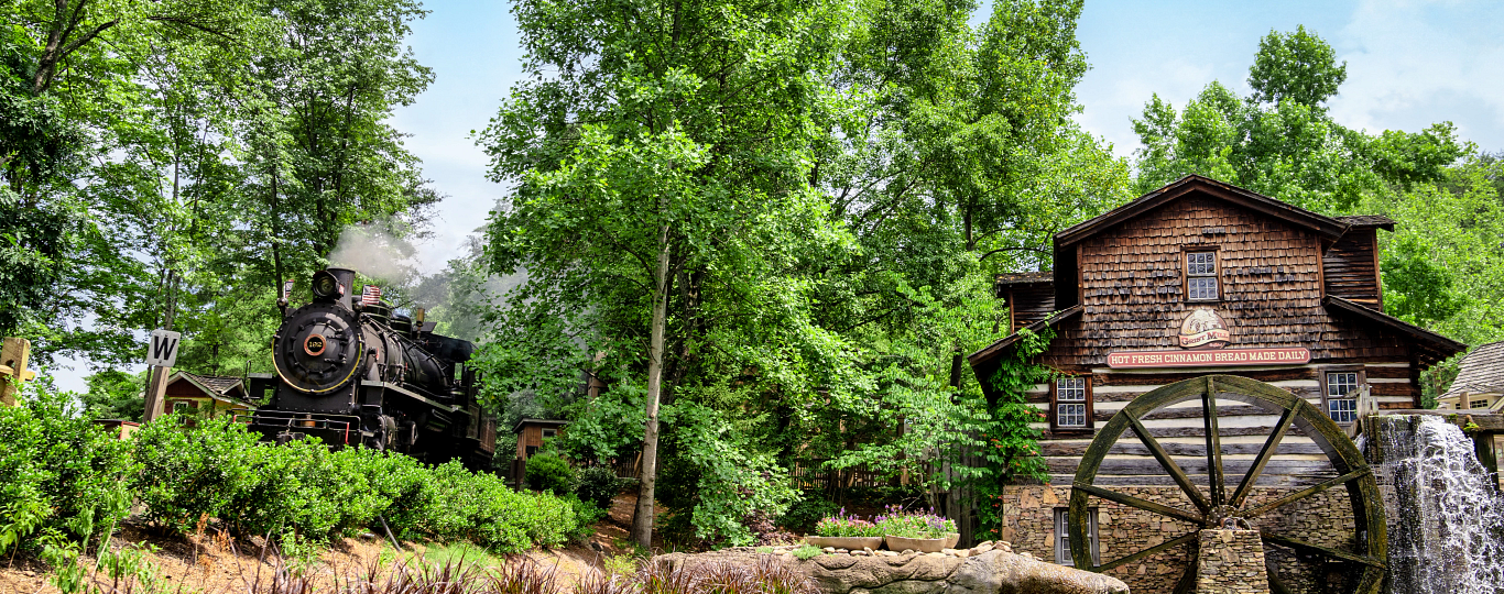 Dollywood: 5 Best Things to Do