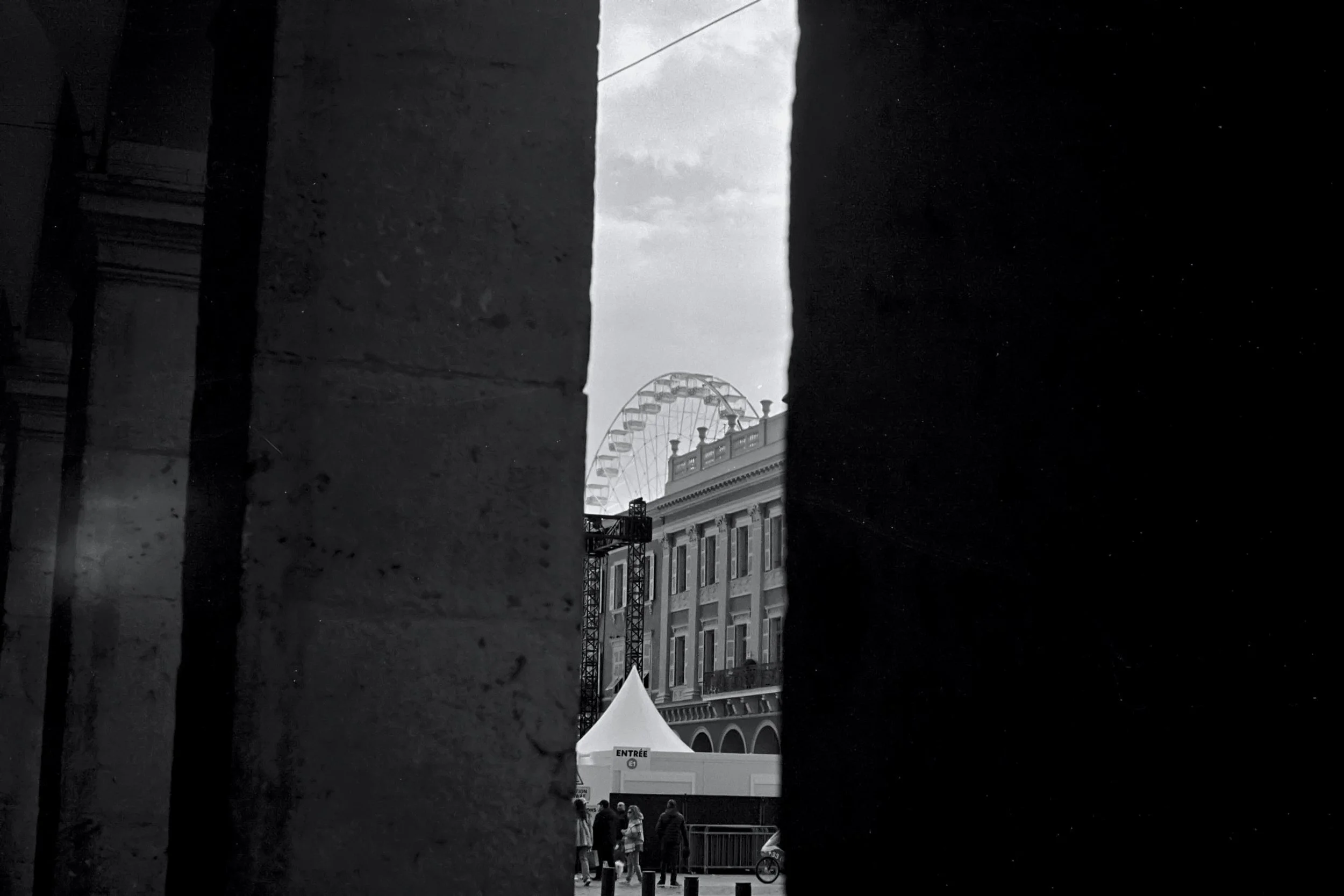 Praktica SuperTL3
Kodak 400 TX