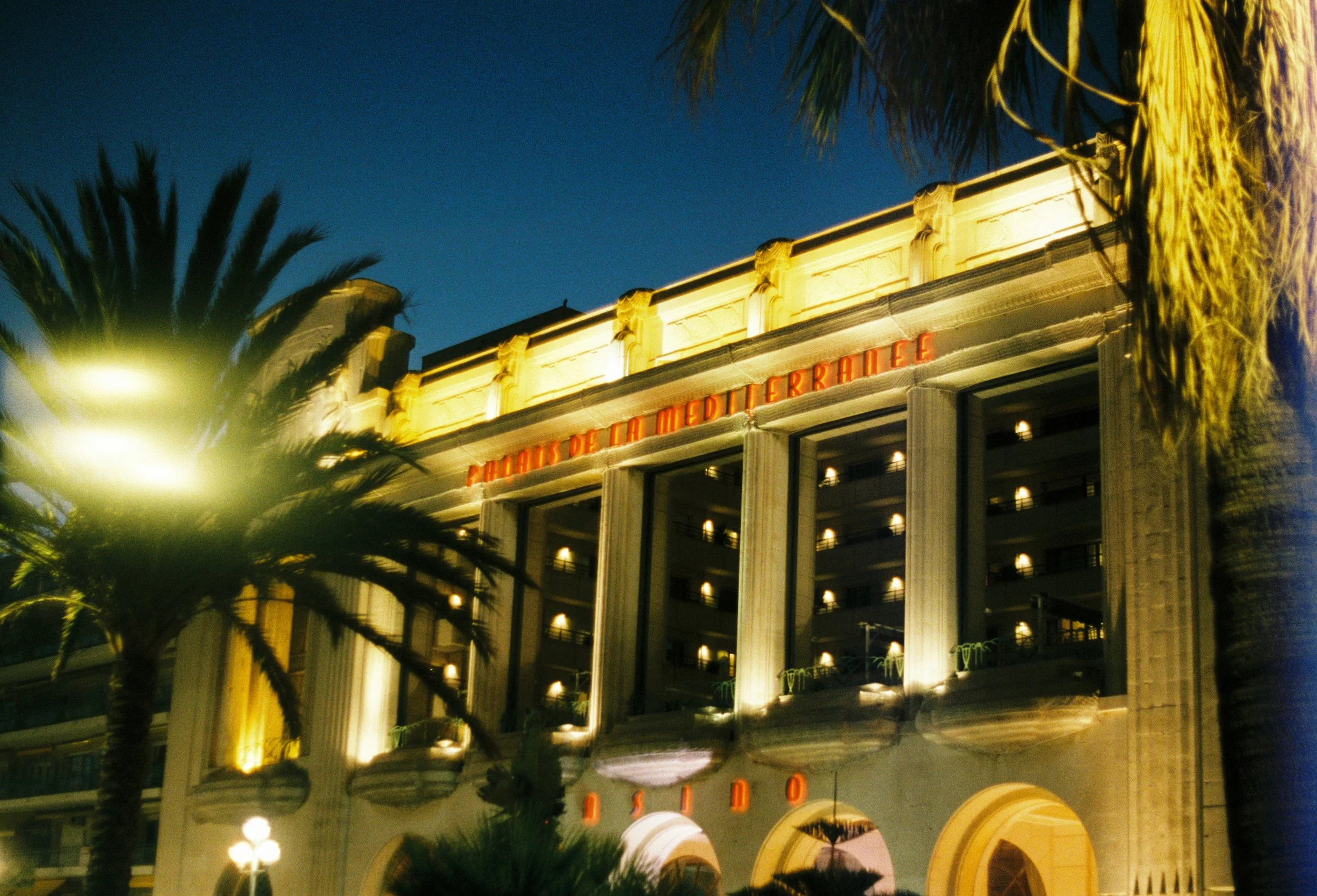 Praktica SuperTL3
Fujifilm 400