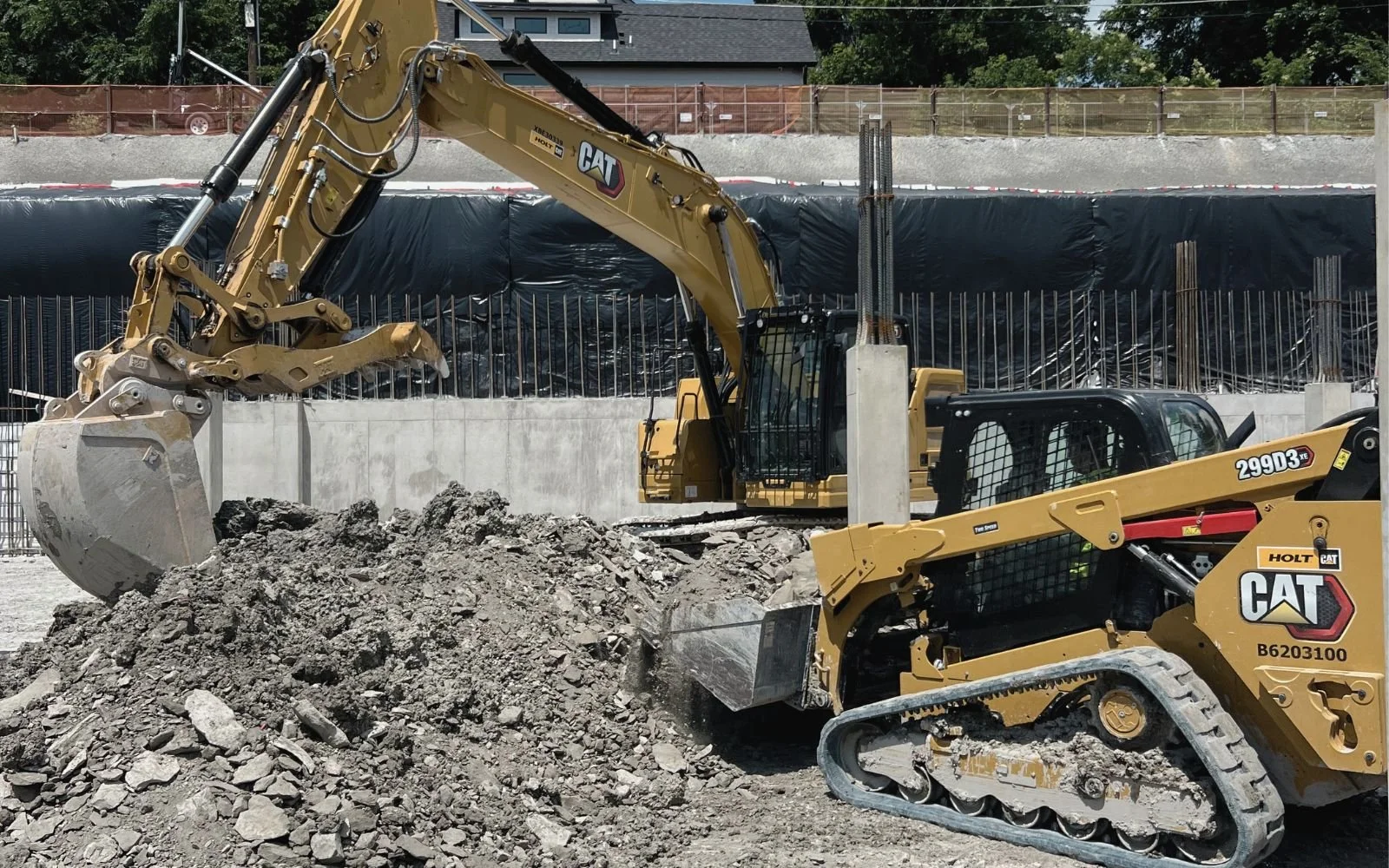 Republic-excavation-dfw-demolition-excavation-debris-01.jpg
