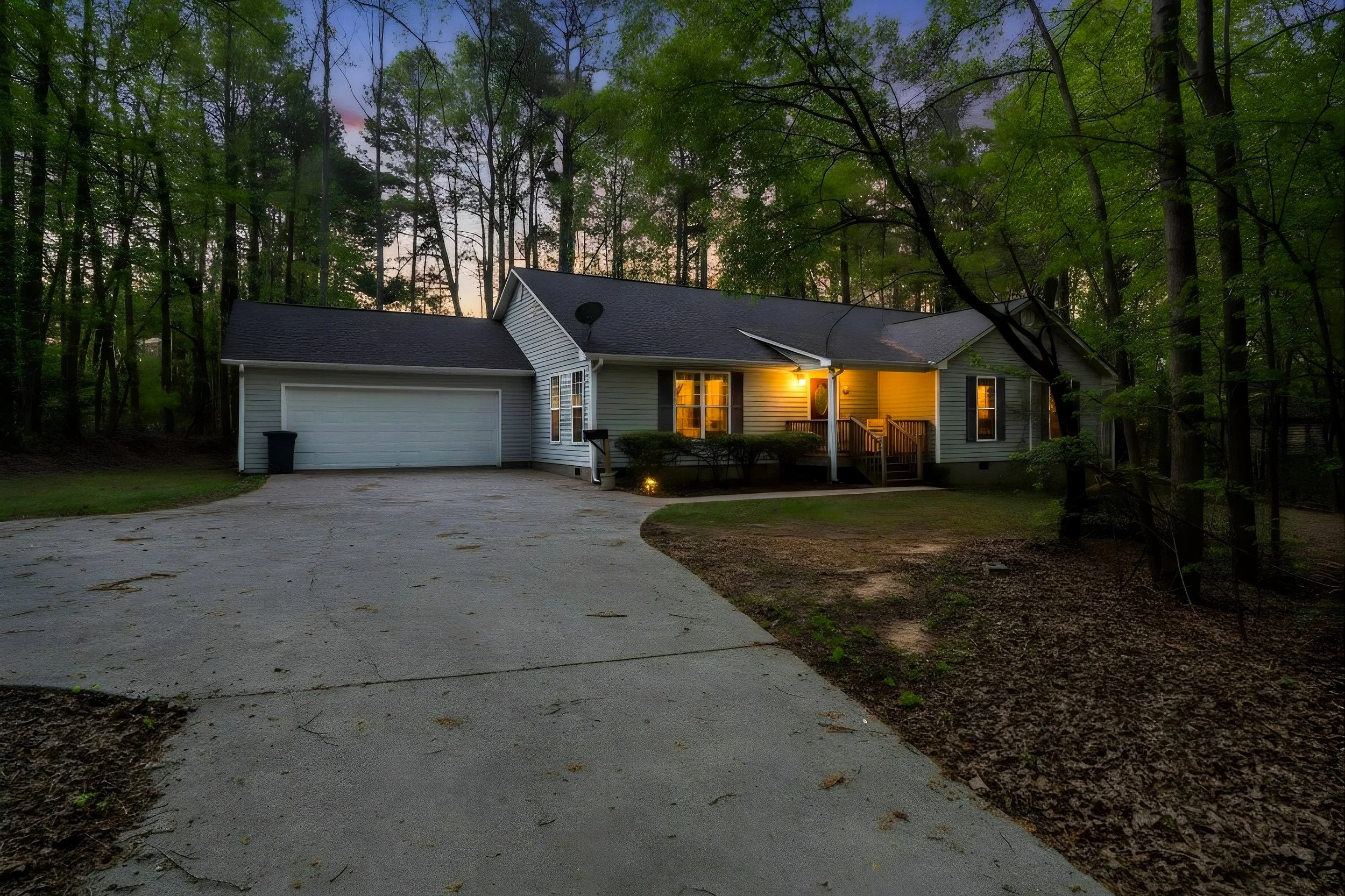 3871 Purdy Dr - Twilight Exterior Shot.jpg