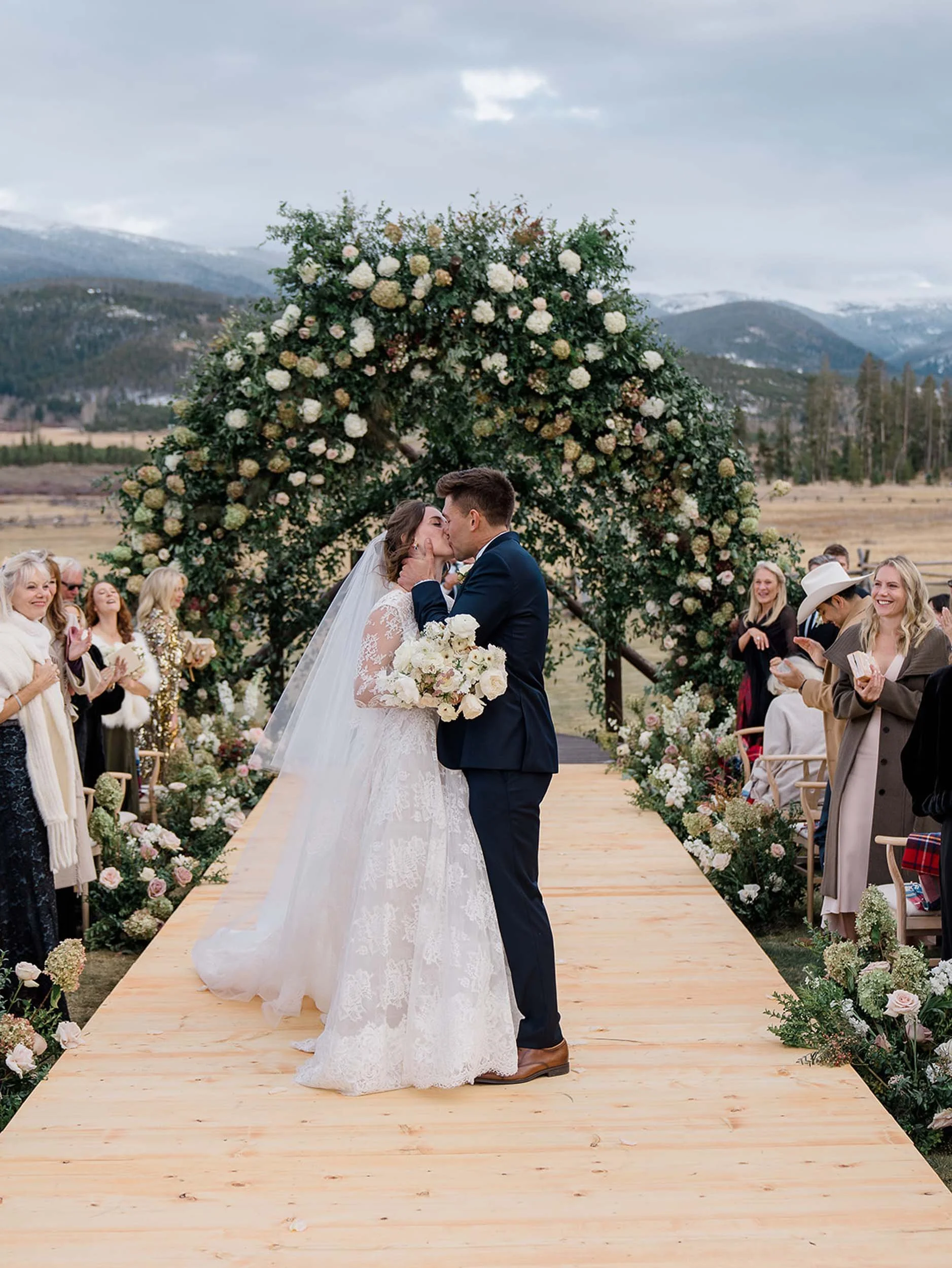 1667 Jillian and Daniel Wedding.jpg