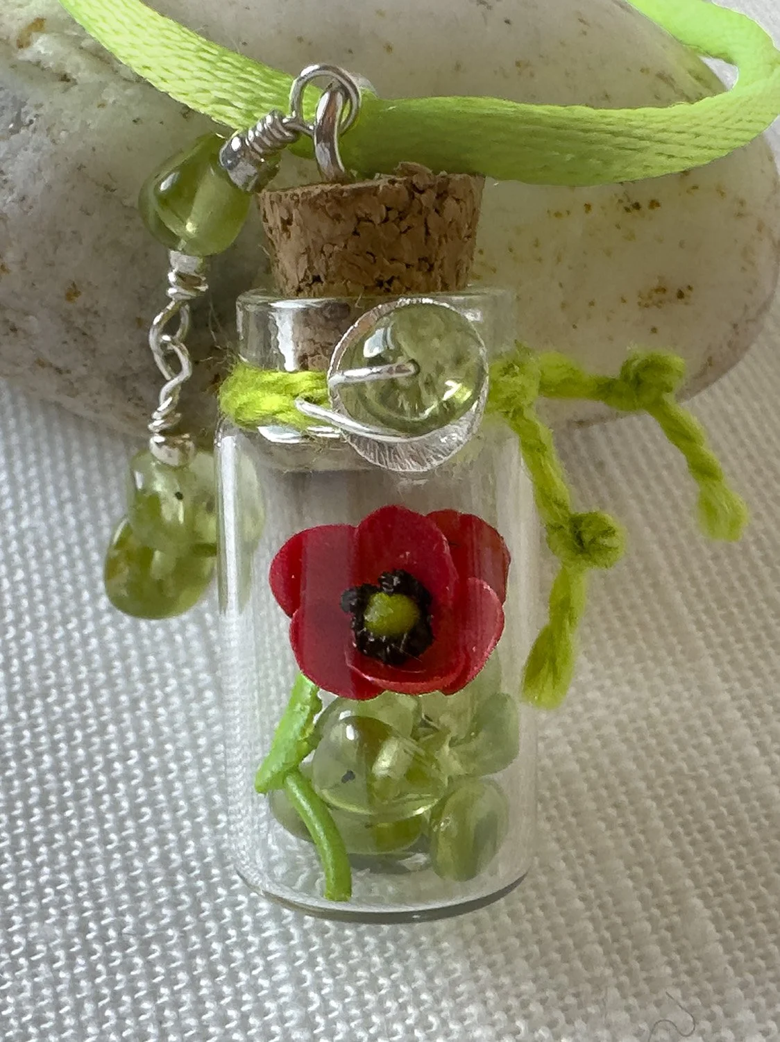 August-birth-flower-necklace-detail.jpg