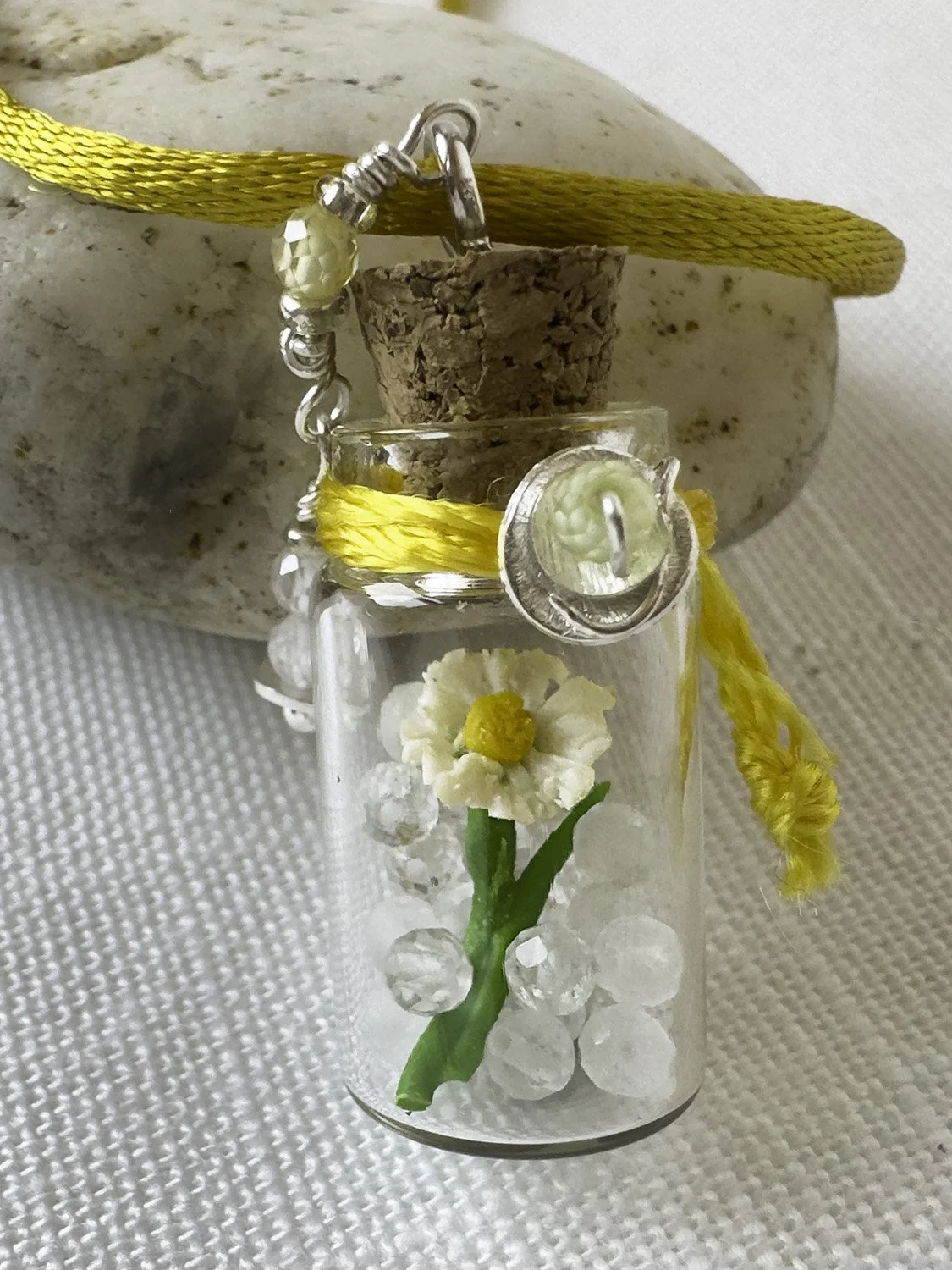 April-birth-flower-necklace-detail.jpg