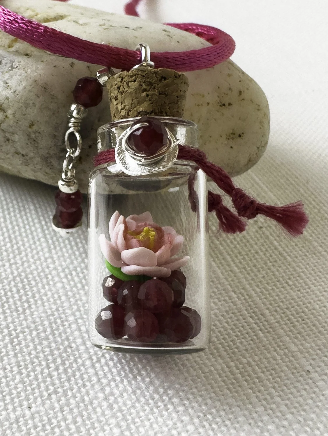 July-birth-flower-necklace-detail.jpg