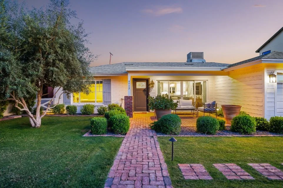 4923-E-Indianola-Avenue- Phoenix-Listing-Front2-Arcadia-Lite.jpg