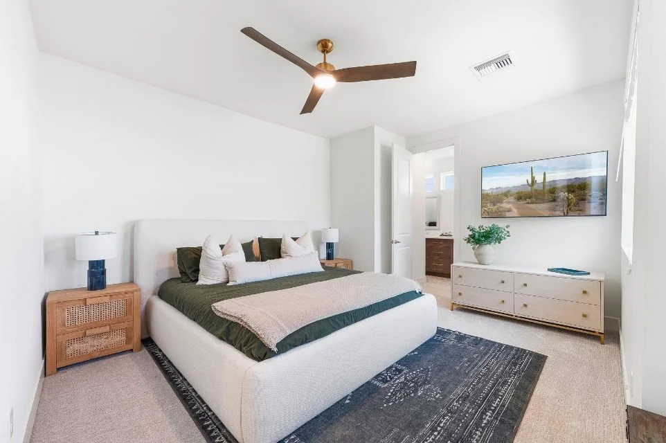 4017-n-40th-street-arcadia-lite-bedroom2-listing.jpg