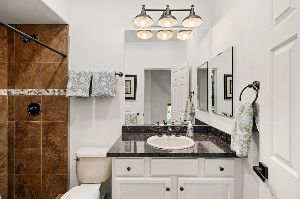 3935-E-Rough-Rider-Rd-interior-bathroom.jpg