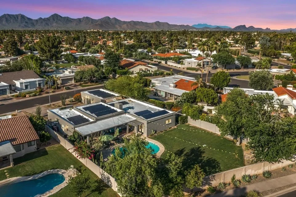 Aerial view of 9014 N 81st St and surrounding McCormick Ranch neighborhood in Scottsdale, Arizona