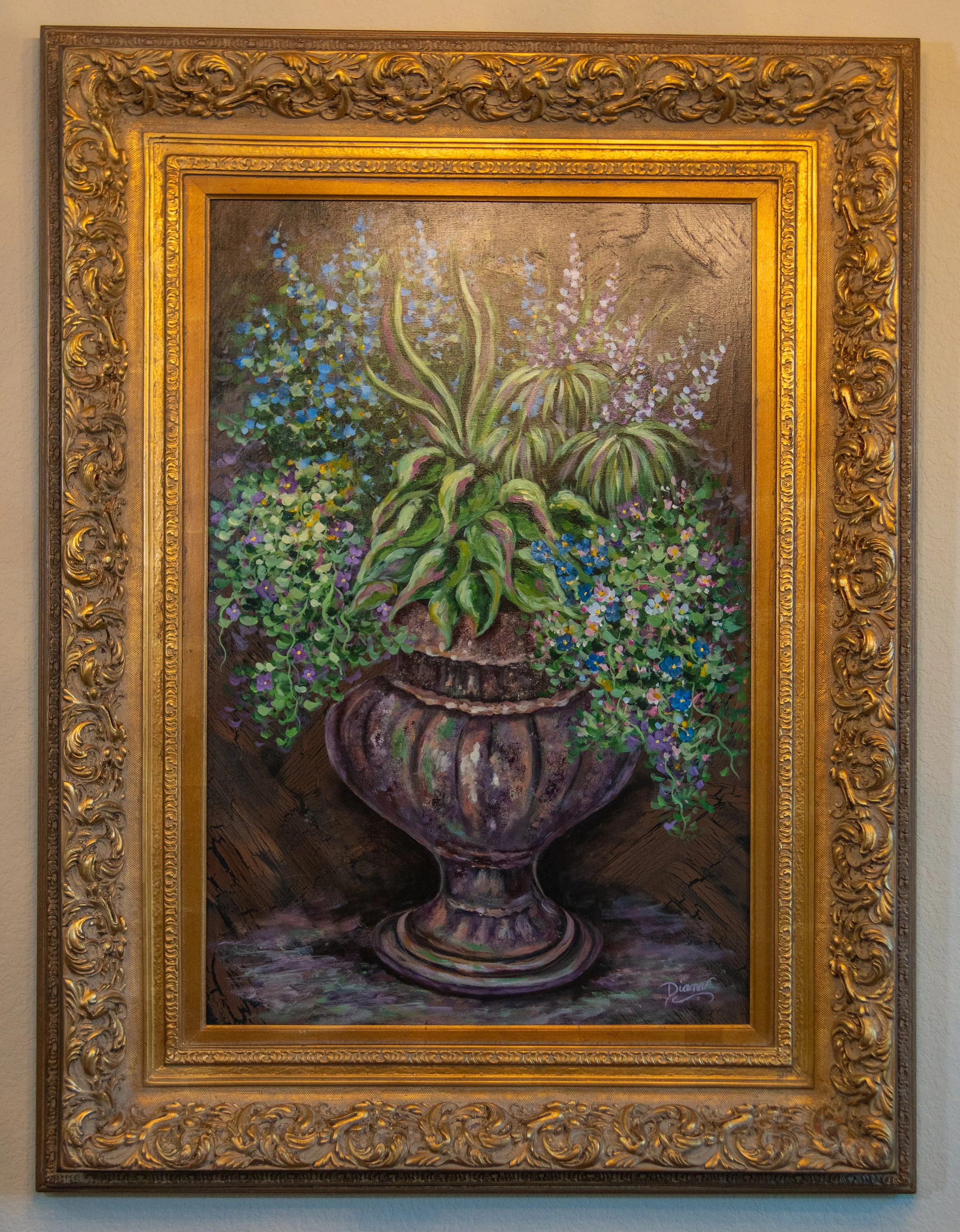 Elegant Floral Canvas with Ornate Gold Frame