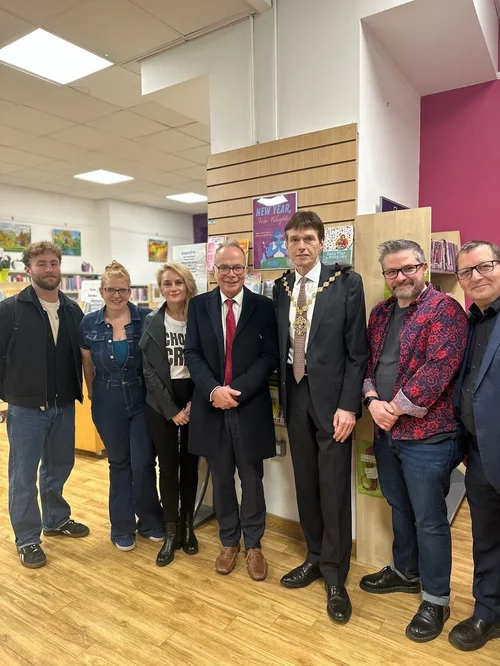 Dr Simon Opher MP and the Lord Mayor of Westminster, Robert Rigby, with Lu Jackson and comedy professionals at St John’s Wood Library.