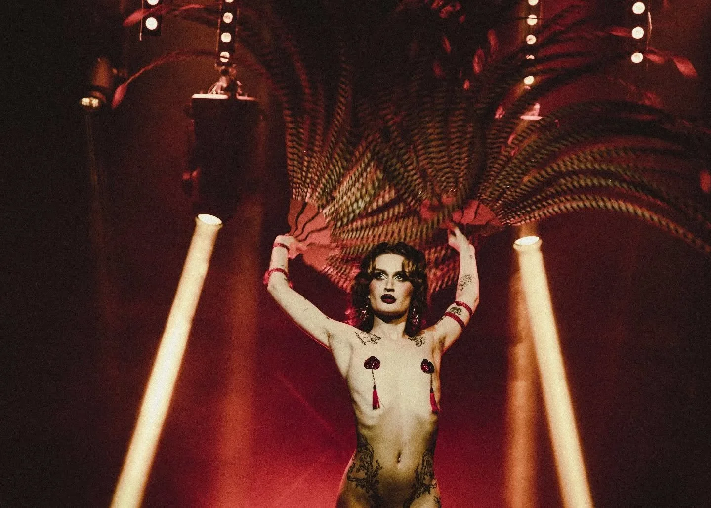 Mon nouveau site est en ligne, lien en bio 🤍
Photographie de l'incroyable @monaladoll pour @lesmeneuses 🤍
https://www.victoriavinas.com/