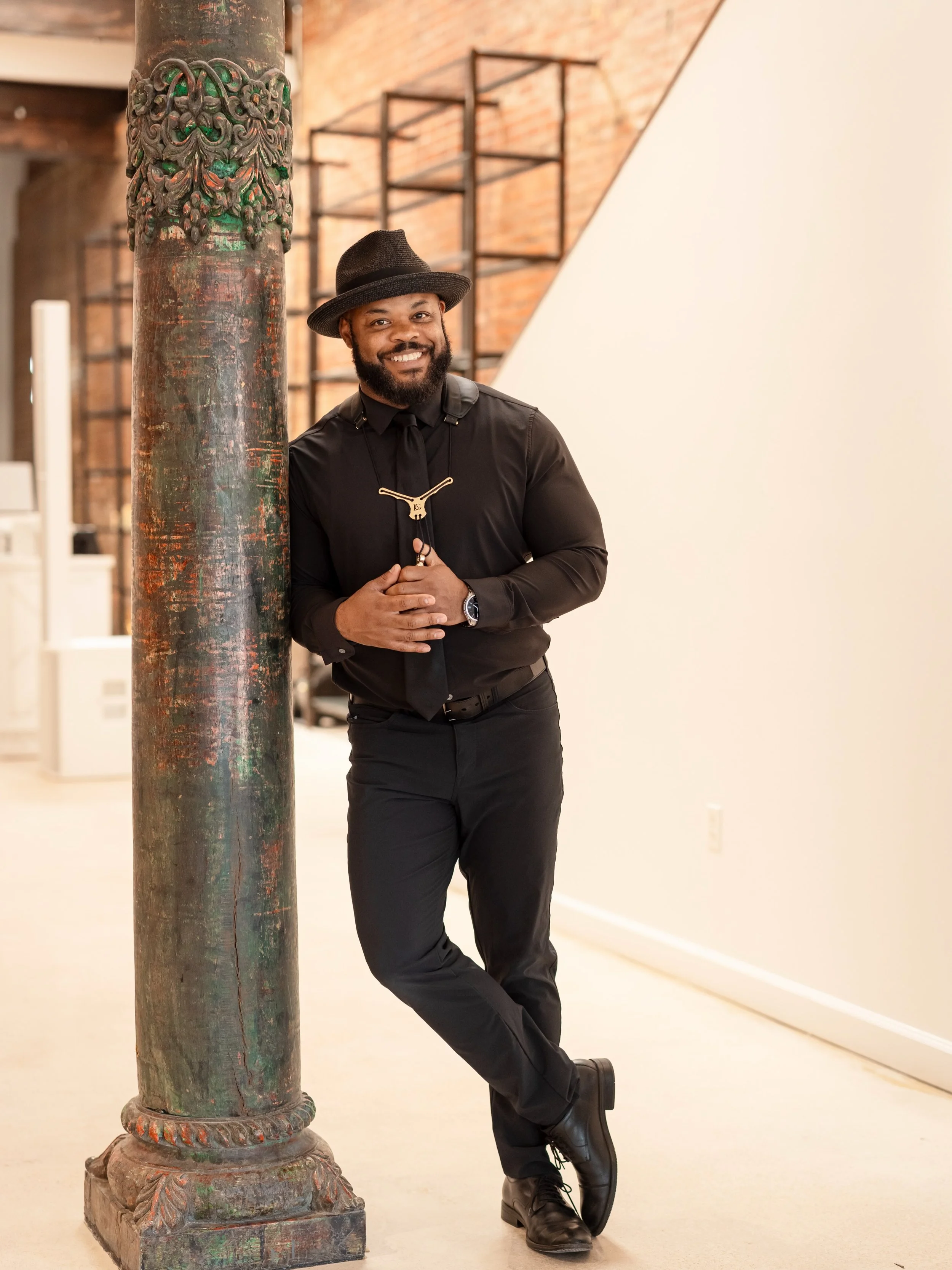 Ezra approaches a wedding the way a musician approaches a piece of music - with attention to timing, dynamics, and movement. He reads the room naturally so each part of the event flows into the next without feeling directed.

His focus is guiding the