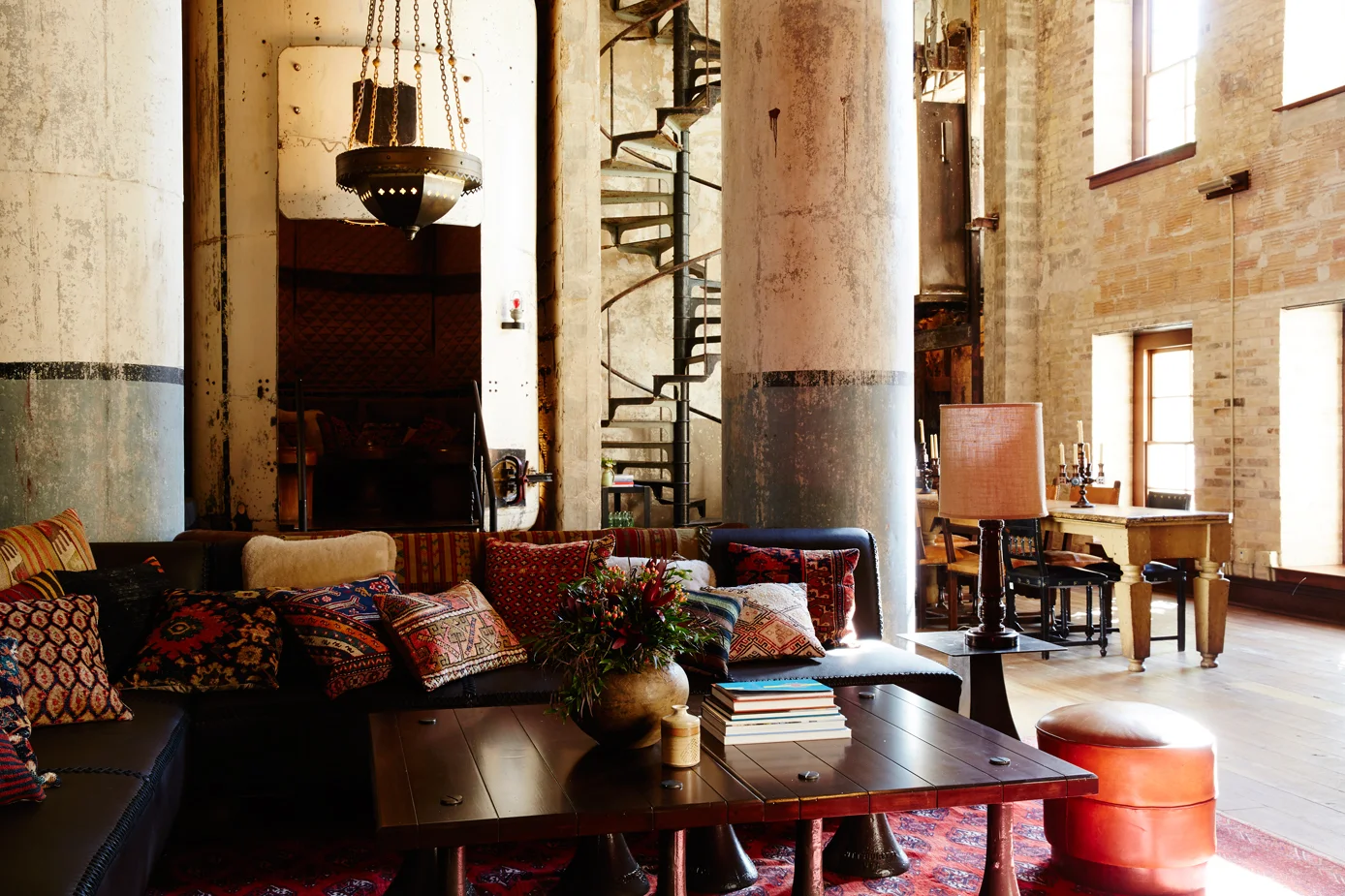 The Sternewirth bar [Photo Source: Roman and Williams]