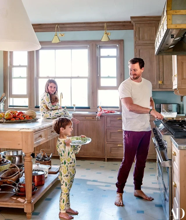 Grace, Harry &amp; Pete in the kicthen / Source: AD / Photo by Trevor Tondro Photography Inc.