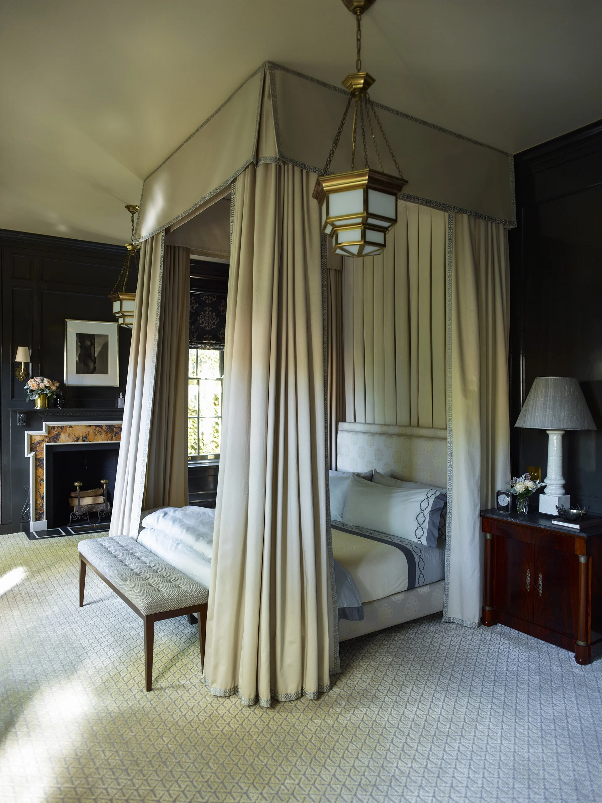 Lanterns! Bed canopy!