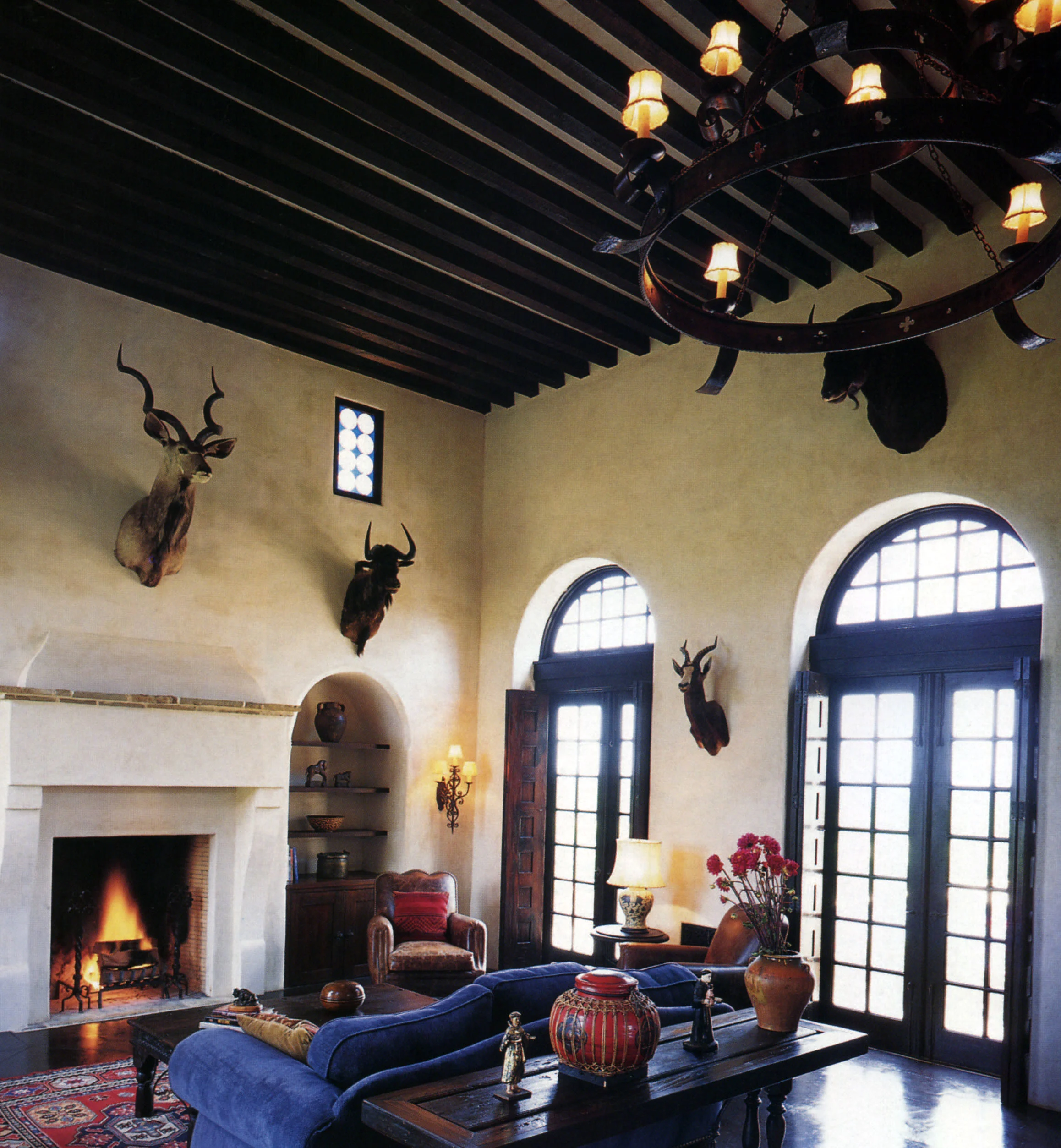 Rancho Dos Vidas: "Rancho Dos Vidas was built as a ranch headquarters and family hunting lodge for an Aspen couple."