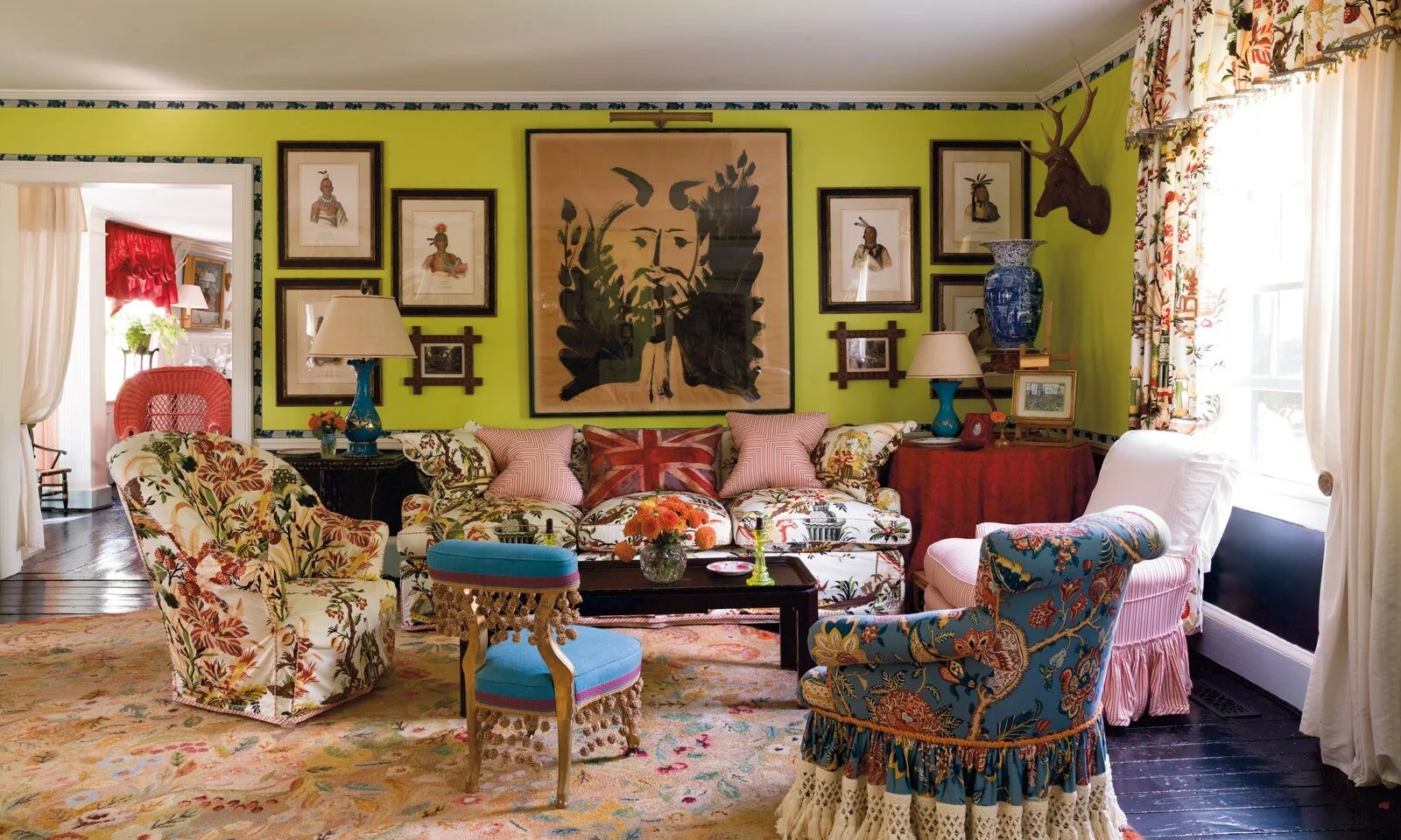 Traditional lines + fresh colors, old + new via the great Jeffrey Bilhuber