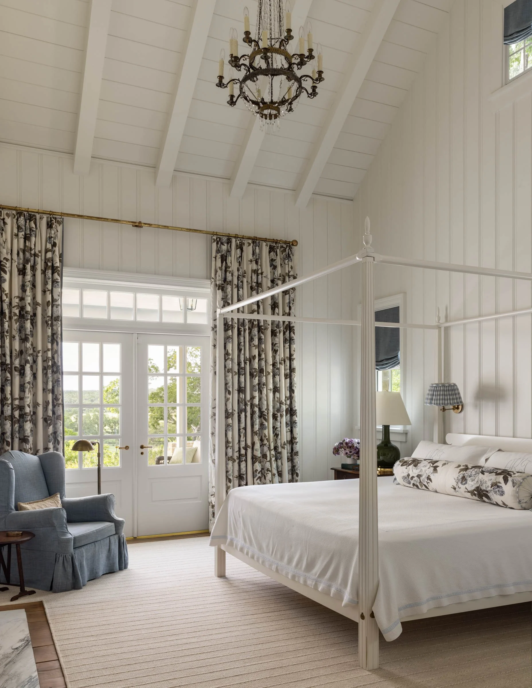 Imber_MtGainorRanch_PrimaryBedroom-0022_RF.jpg
