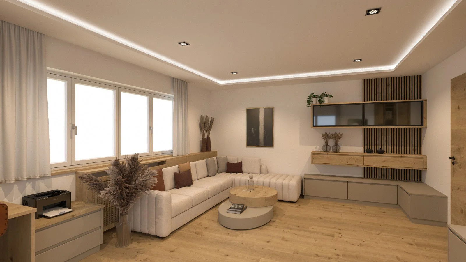 Moderner, heller Wohnraum mit großen Fenstern, cremefarbenes Sofa mit Kissen, runde Couchtische, Holzfußboden und elegante Wanddekoration