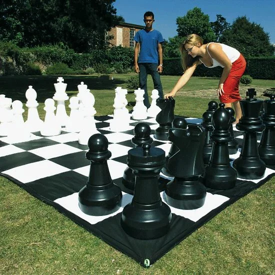 minneapolis lifesize chess rental