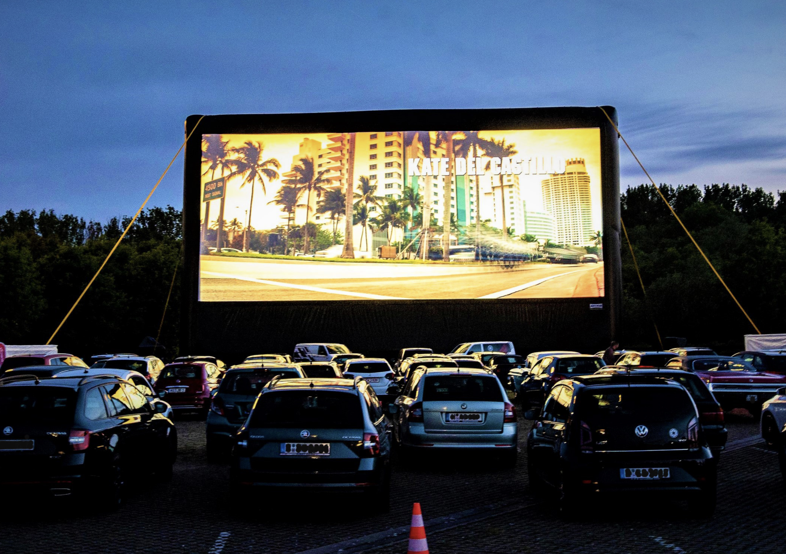 minneapolis-drive-in-movie-screen-rental