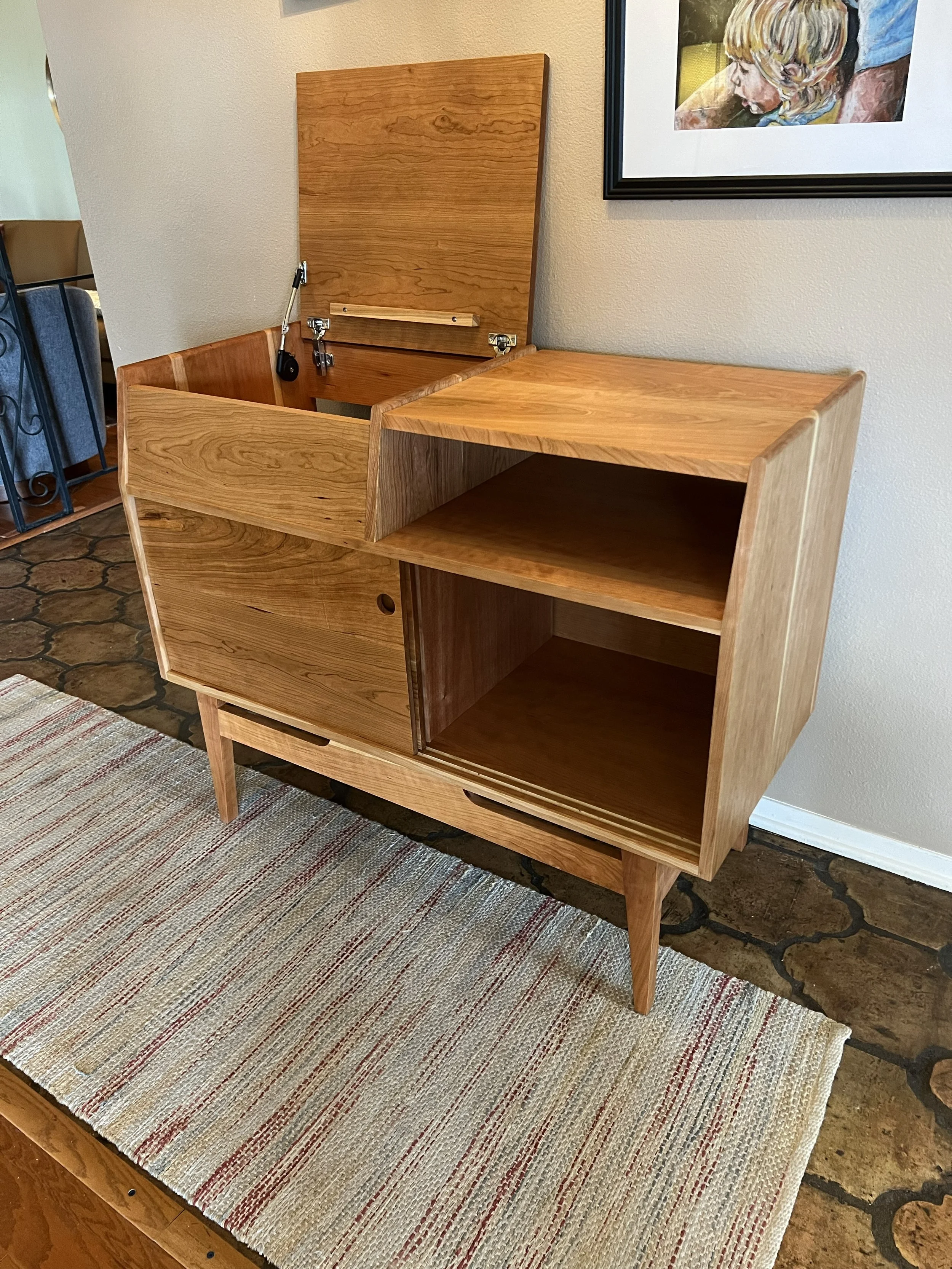 cherry LP console-front open top and sliders3.jpg