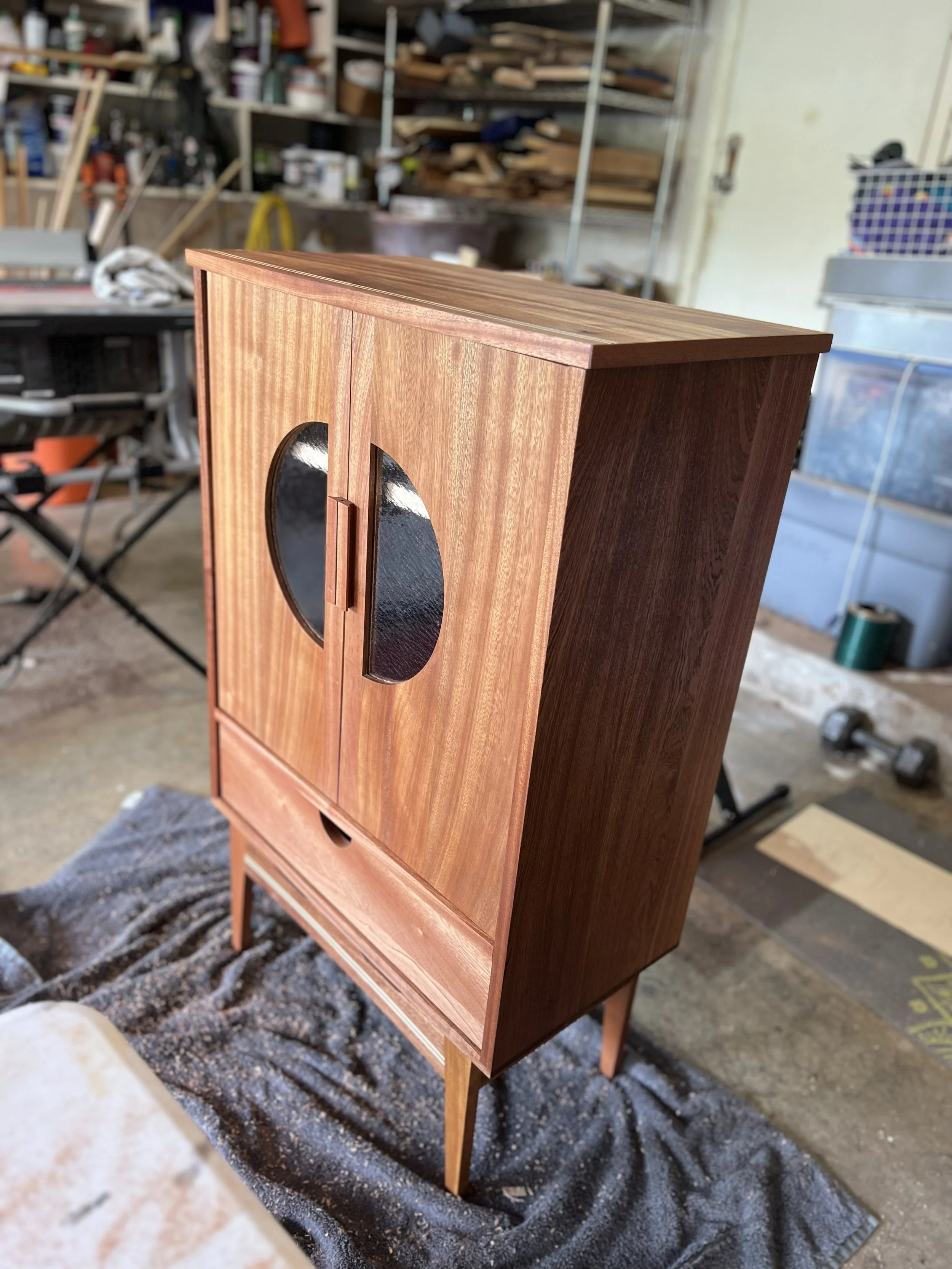 drink cabinet-3:4 view copy.jpg