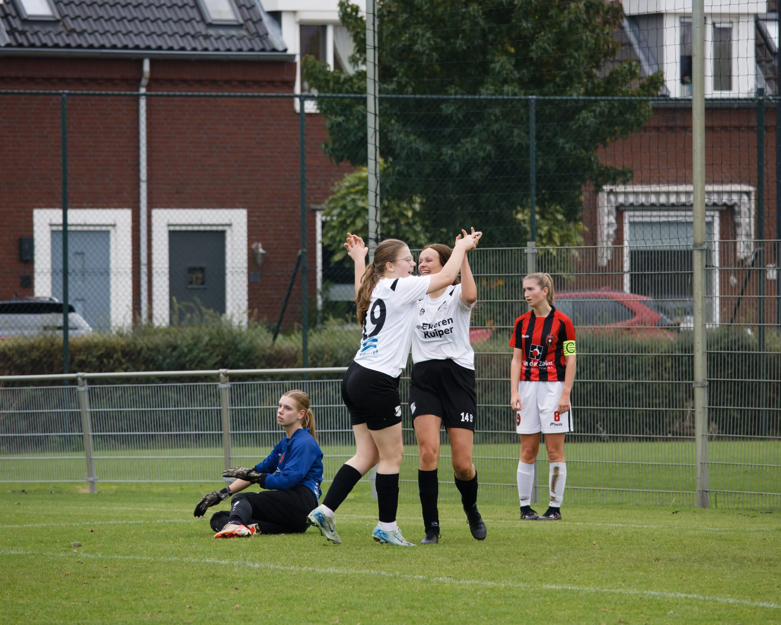 Team VV VUren en Herovina, vrouwen 1