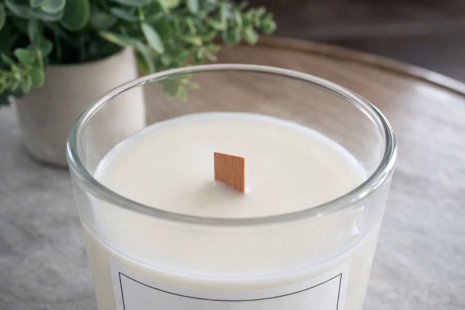 Wooden wick in vanilla candle.jpg