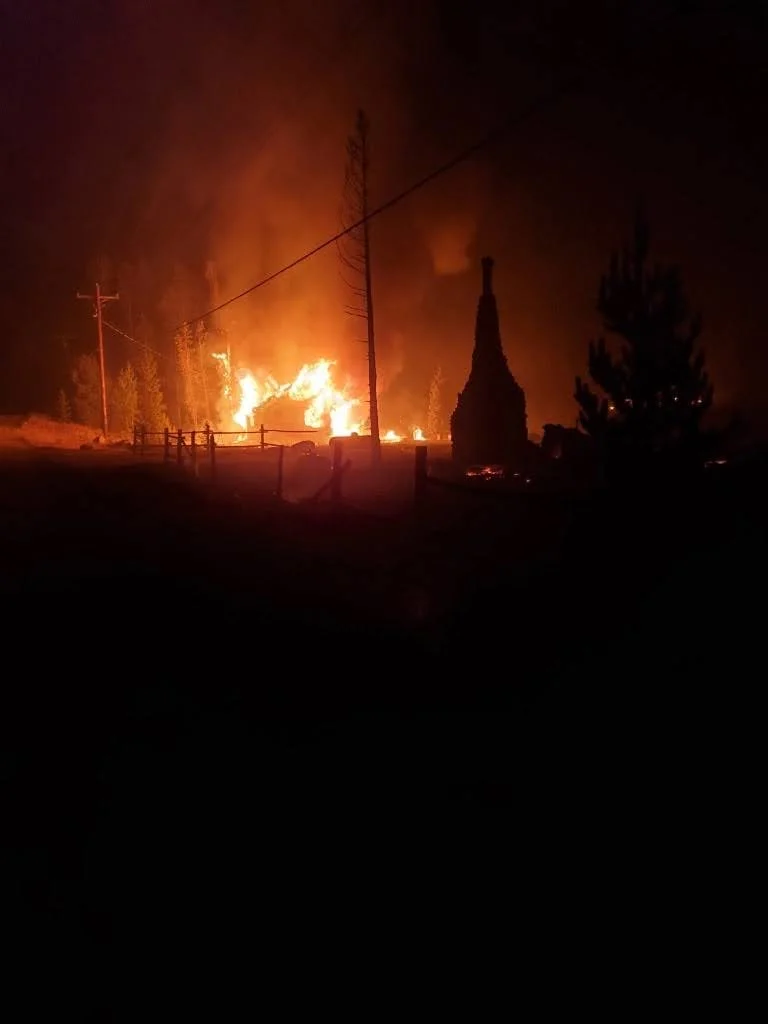Sunshine &amp; Stories Reflects on Life during a Wildfire