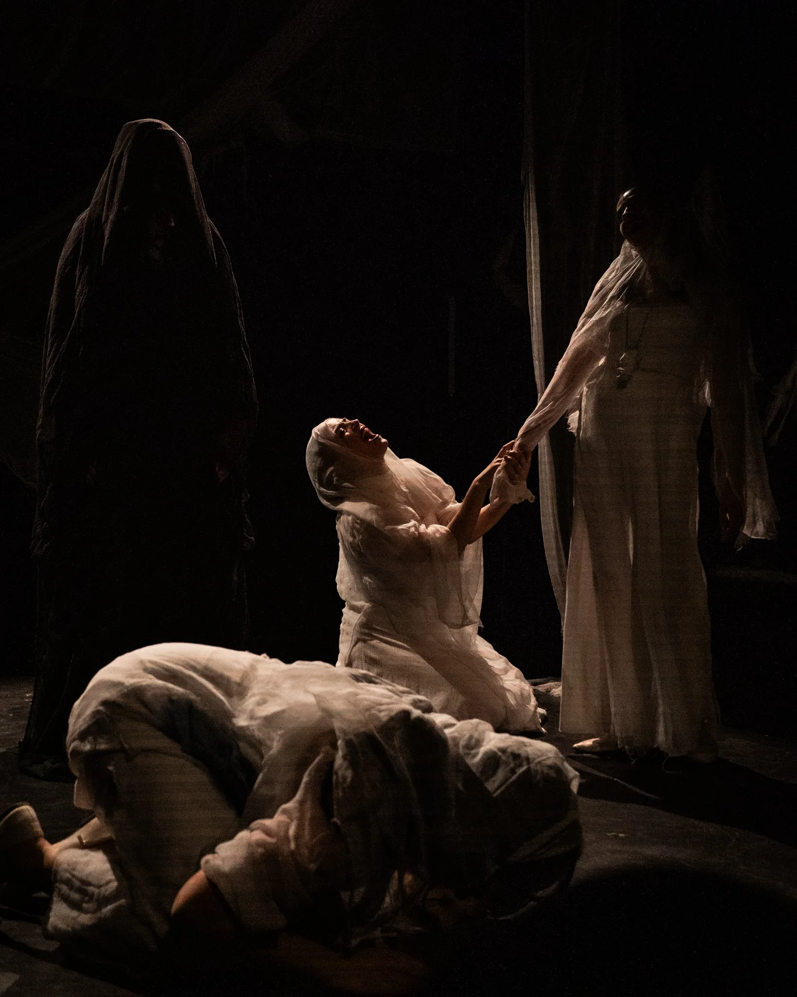 Savannah Coyne in The Meowing Nuns by Park Lytle_31.jpg