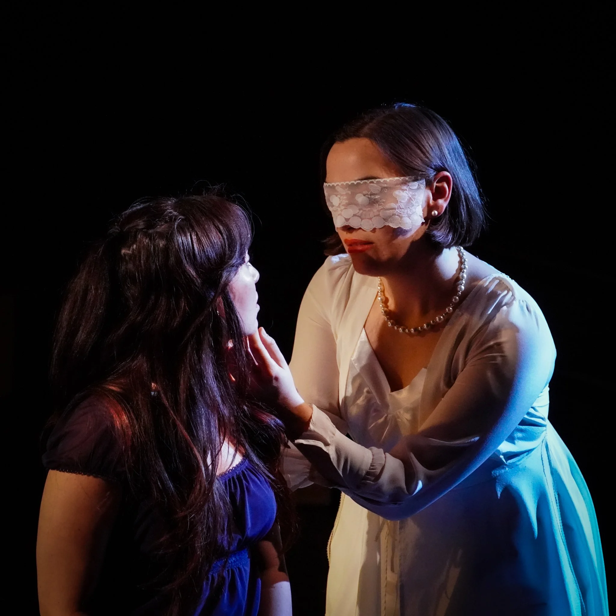 7_Emily Sombra Production Photo_21.jpg