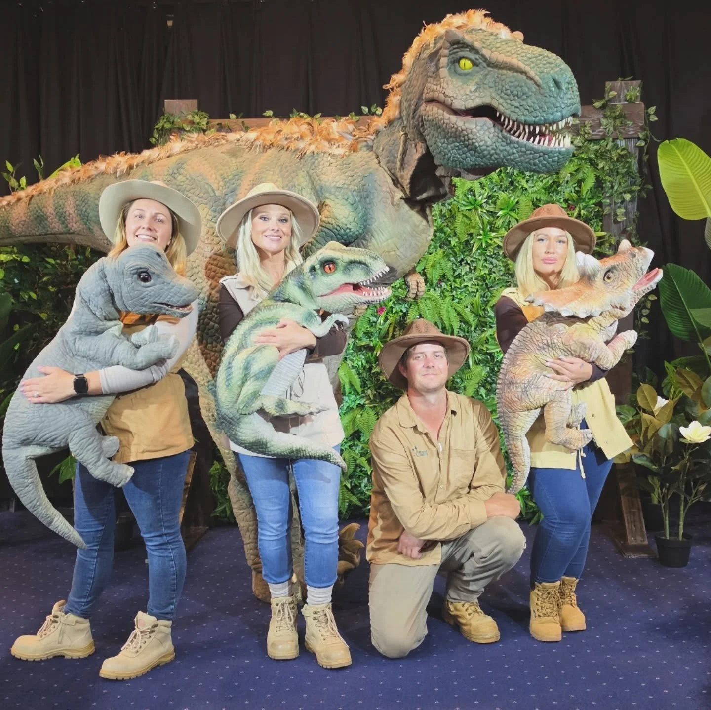 That&rsquo;s a wrap! ✨️

A DINO-mite thank you to everyone who came to our show. We are so grateful for your love and support 💚🦖
