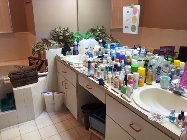 Thinking About Holding an Estate Sale?