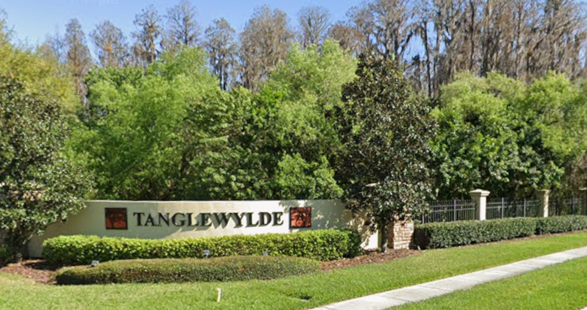 Estate Sale in Tanglewylde Neighborhood, Land O’Lakes