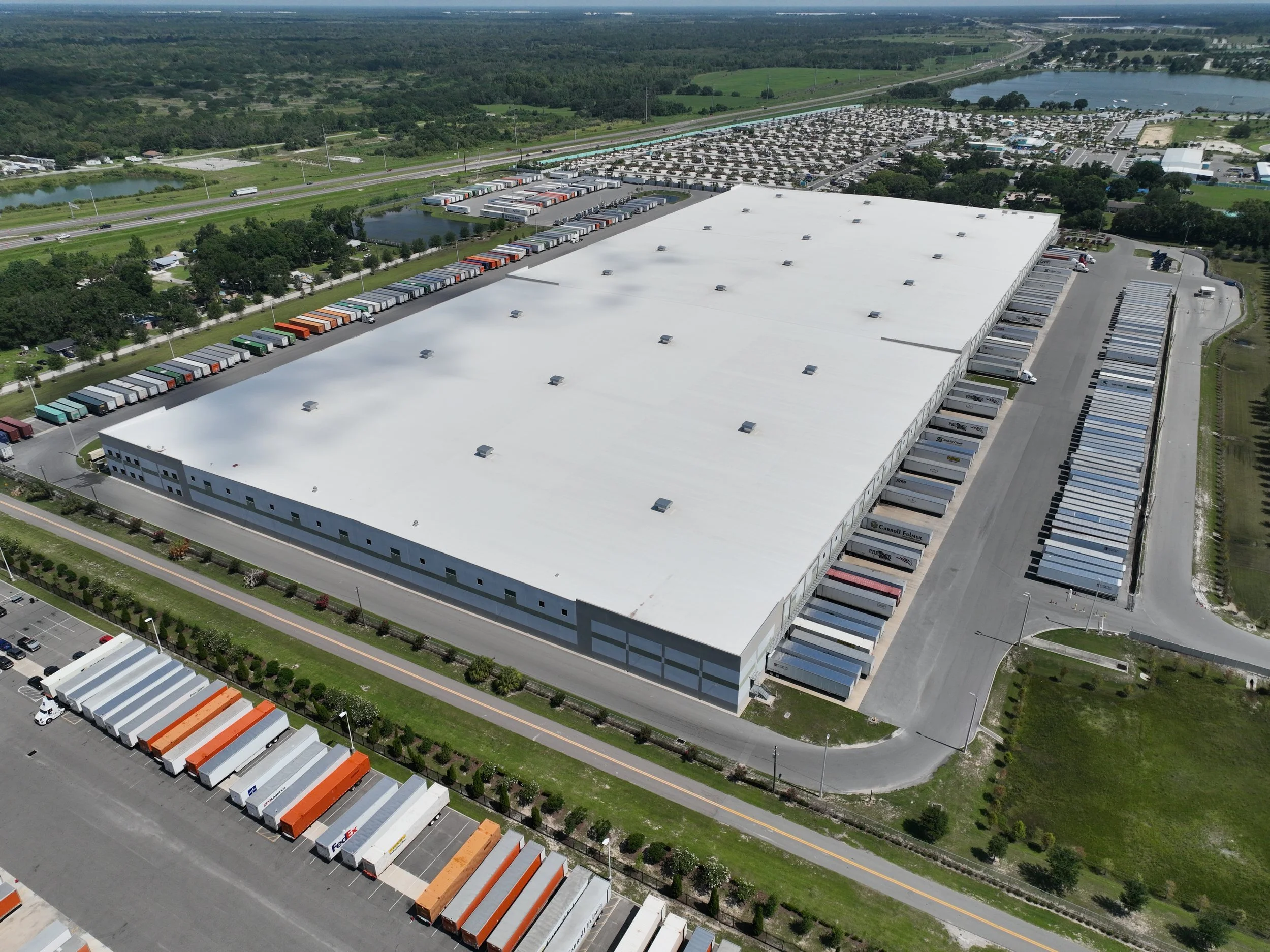 814,000 SF Warehouse For Lease Florida