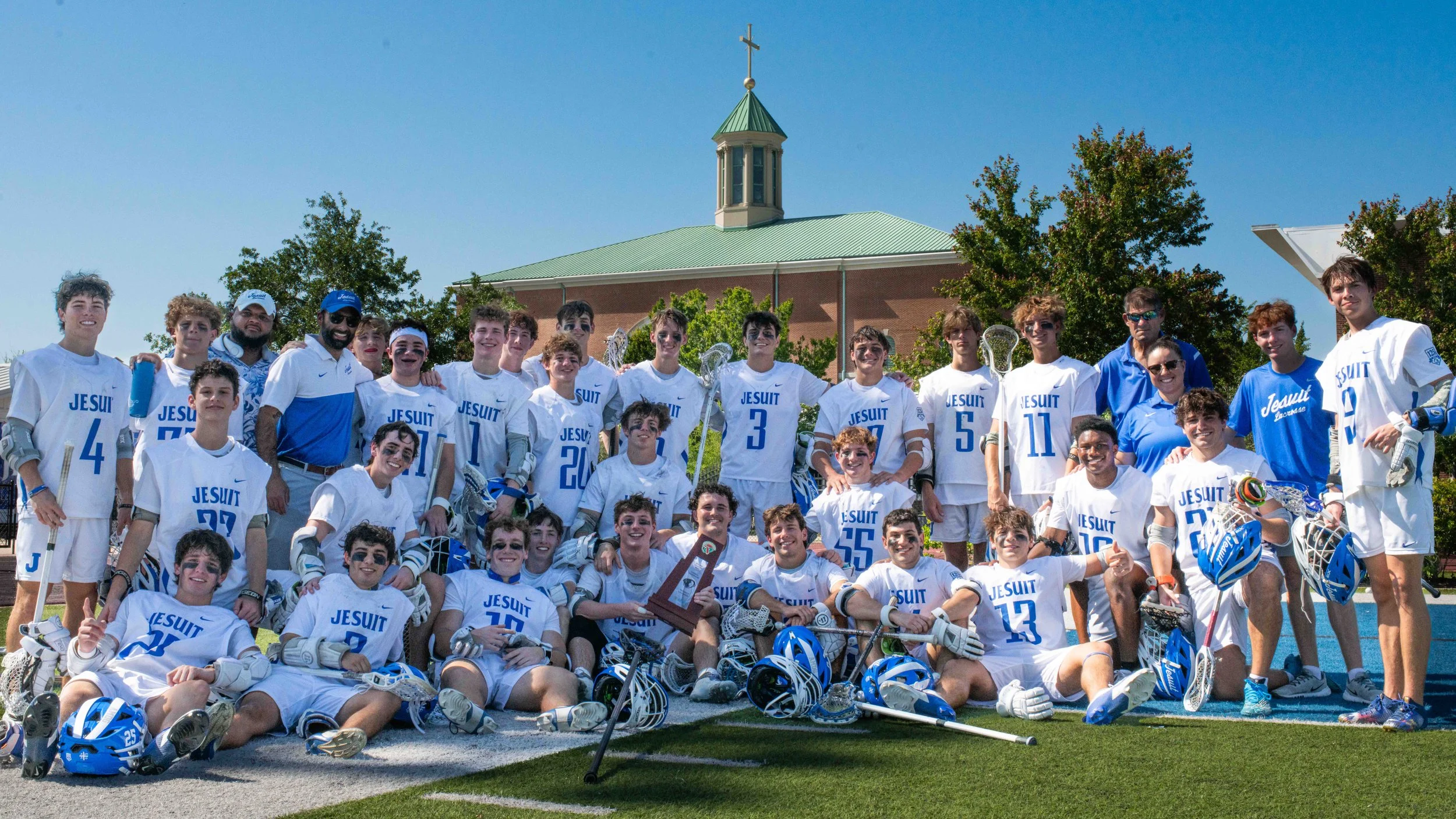 Lacrosse-Team-Title-Win.jpg