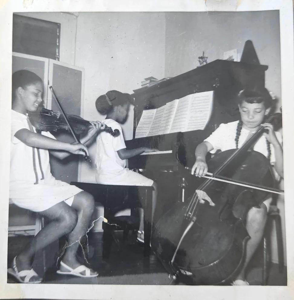 The Terry Trio: Lesa (violin), Mona (Piano), Zela (cello)