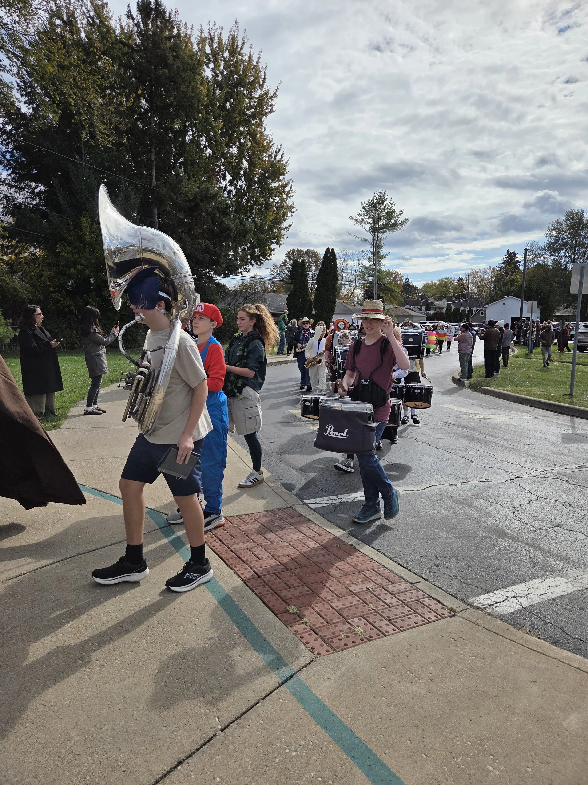 HS Band @ ES Halloween Parade