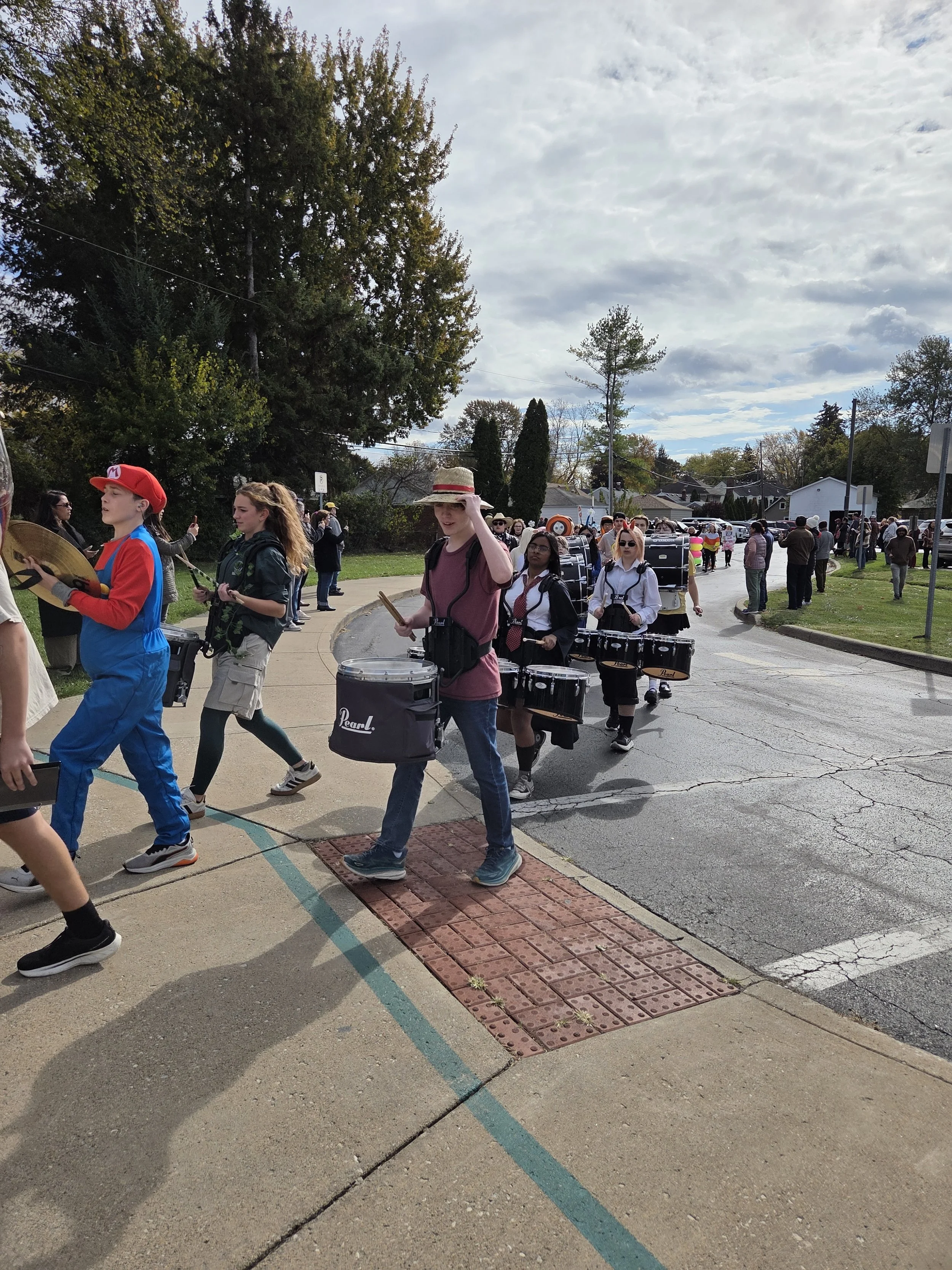 HS Band @ ES Halloween Parade