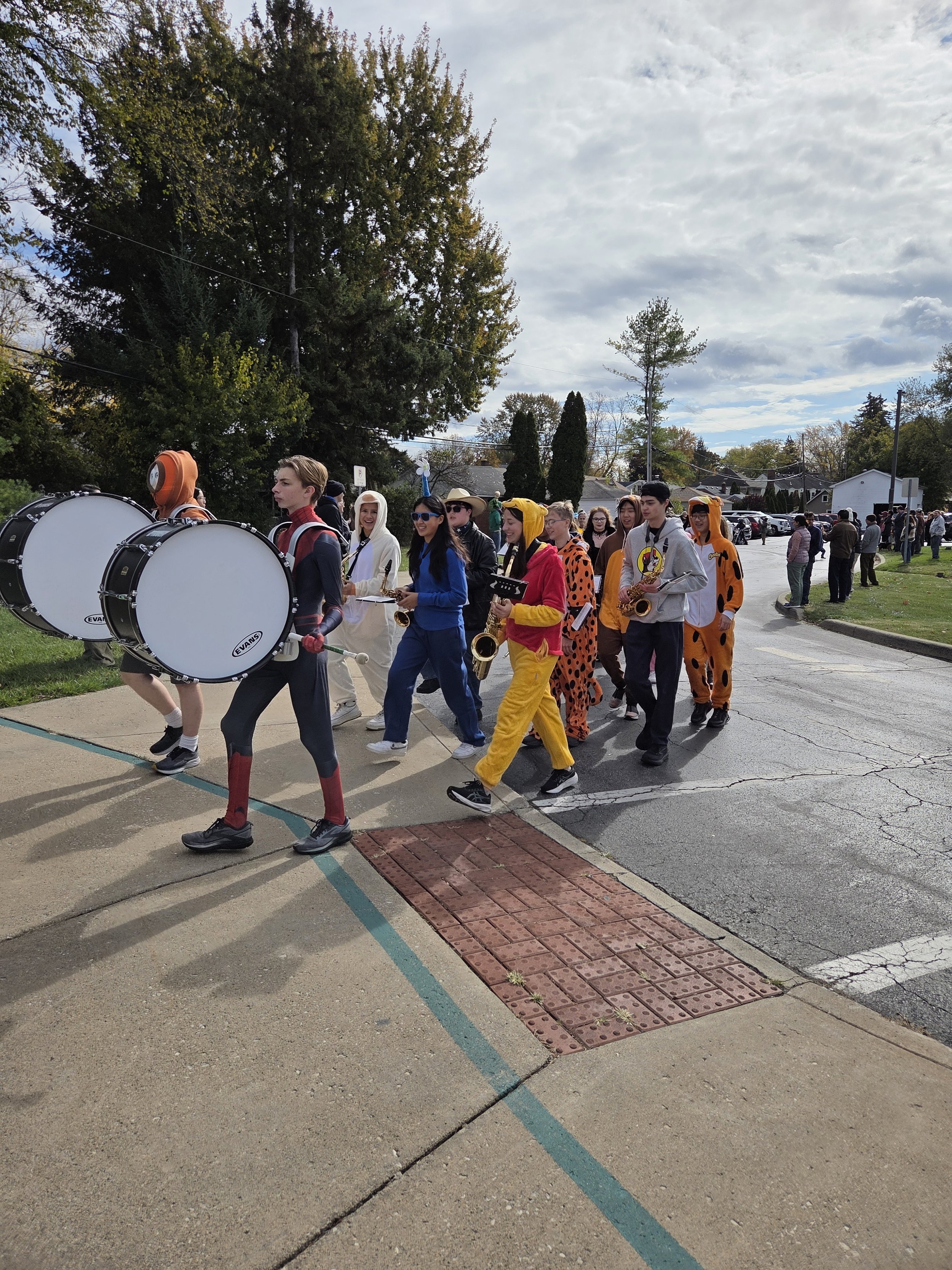 HS Band @ ES Halloween Parade