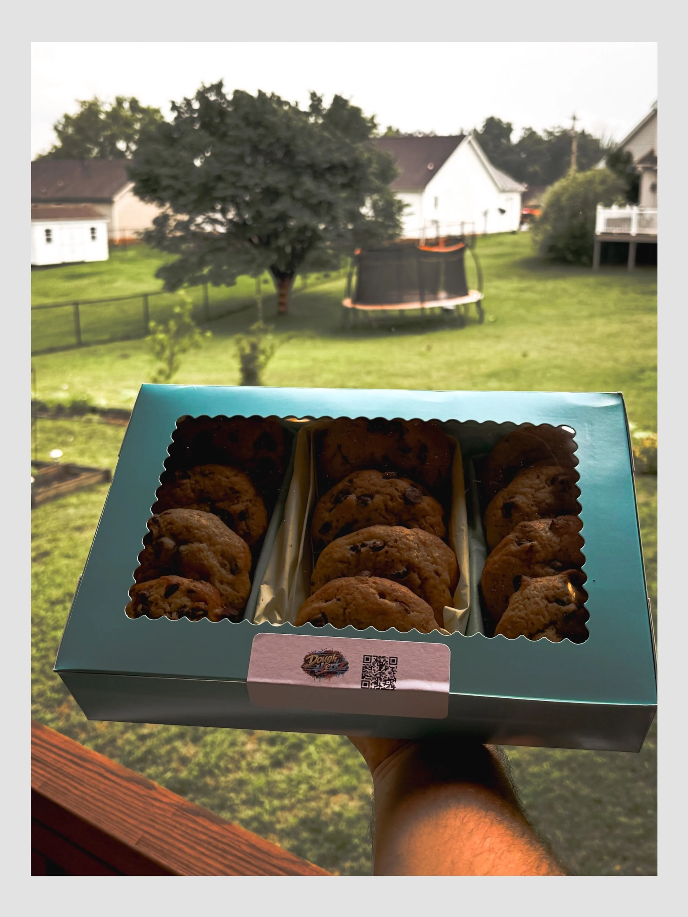 Our box of a dozen is over 2 pounds of delicious cookies! You know you want in

Perfect for your next party or as a treat for your office

DM us for details