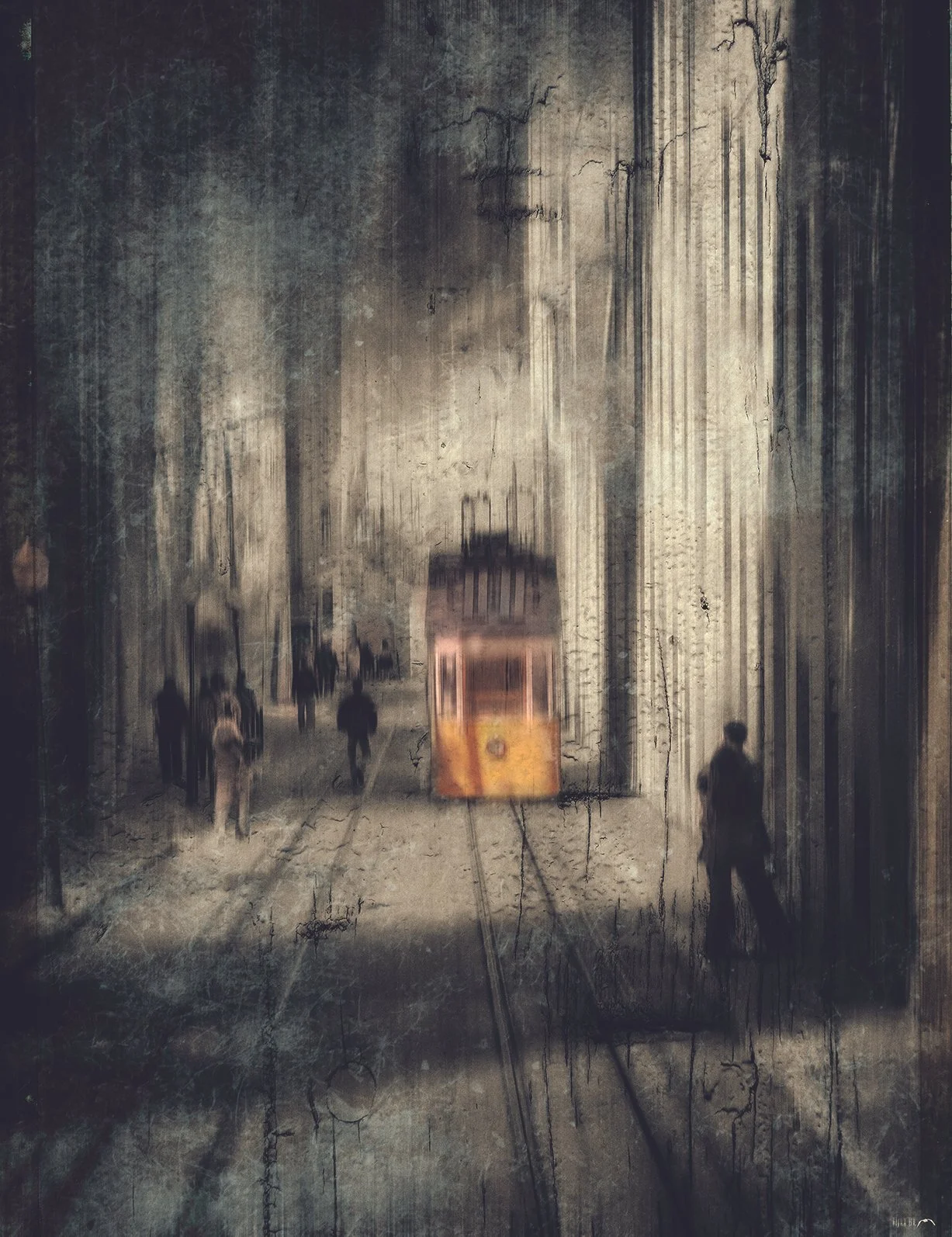 “Lisboa - Calçada e elevador da Glória”